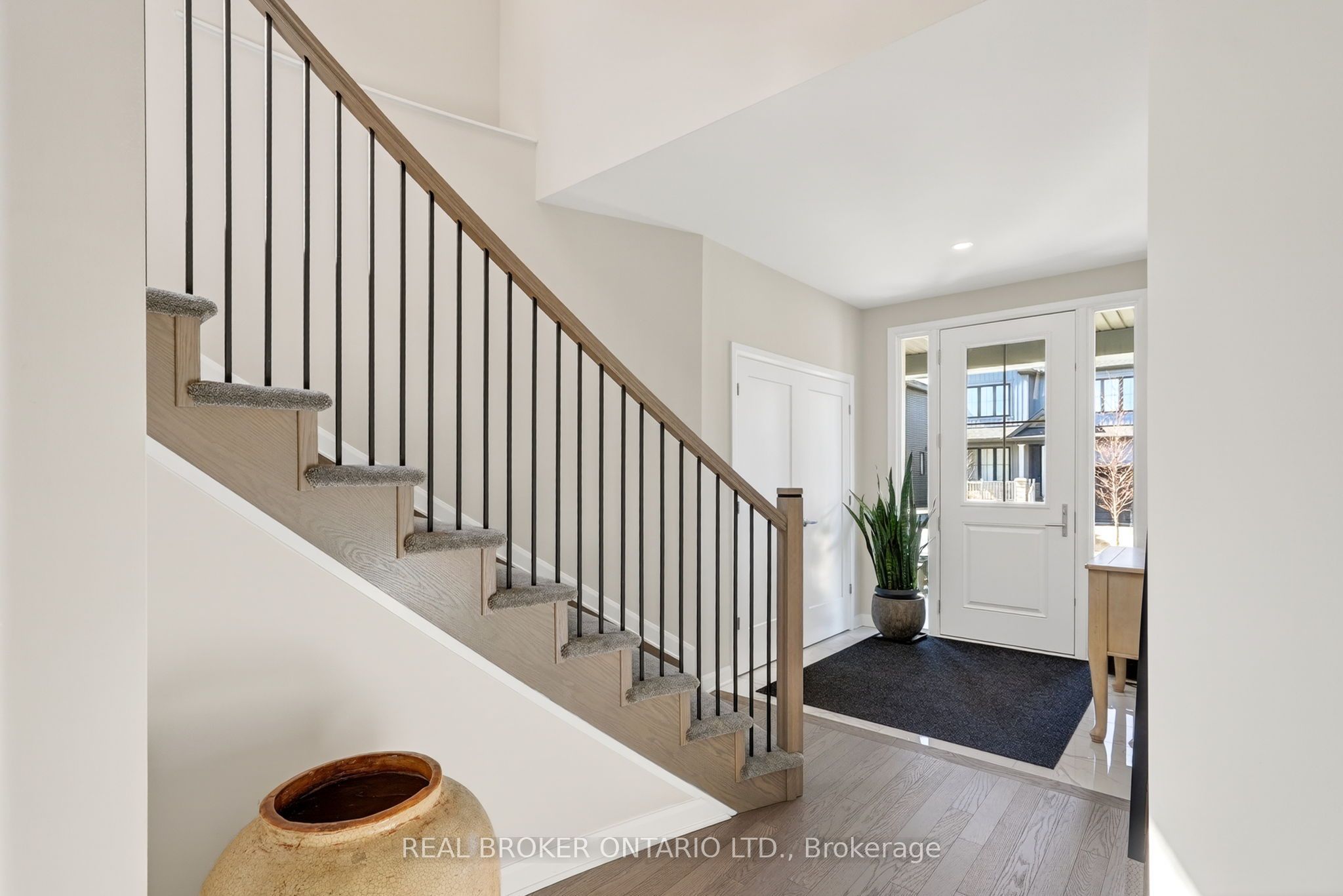 548 Anchor Circle, Manotick - Kars - Rideau Twp and Area, ON K4M 0N4 photo 3