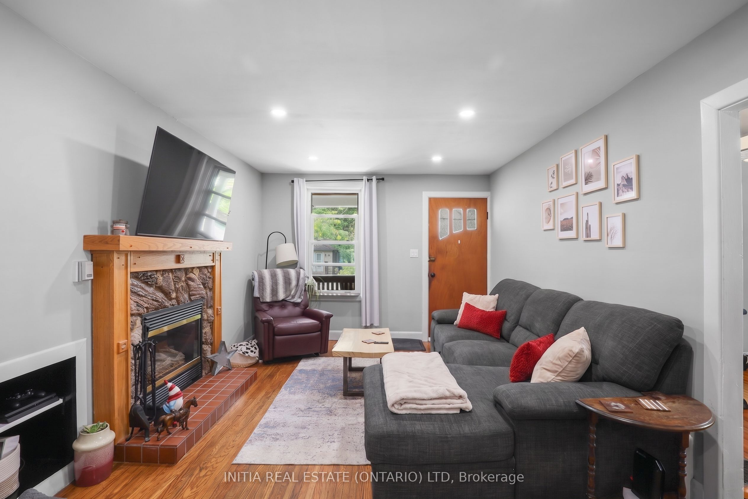 55 Briscoe Street W, London South, ON N6J 1M4 photo 4
