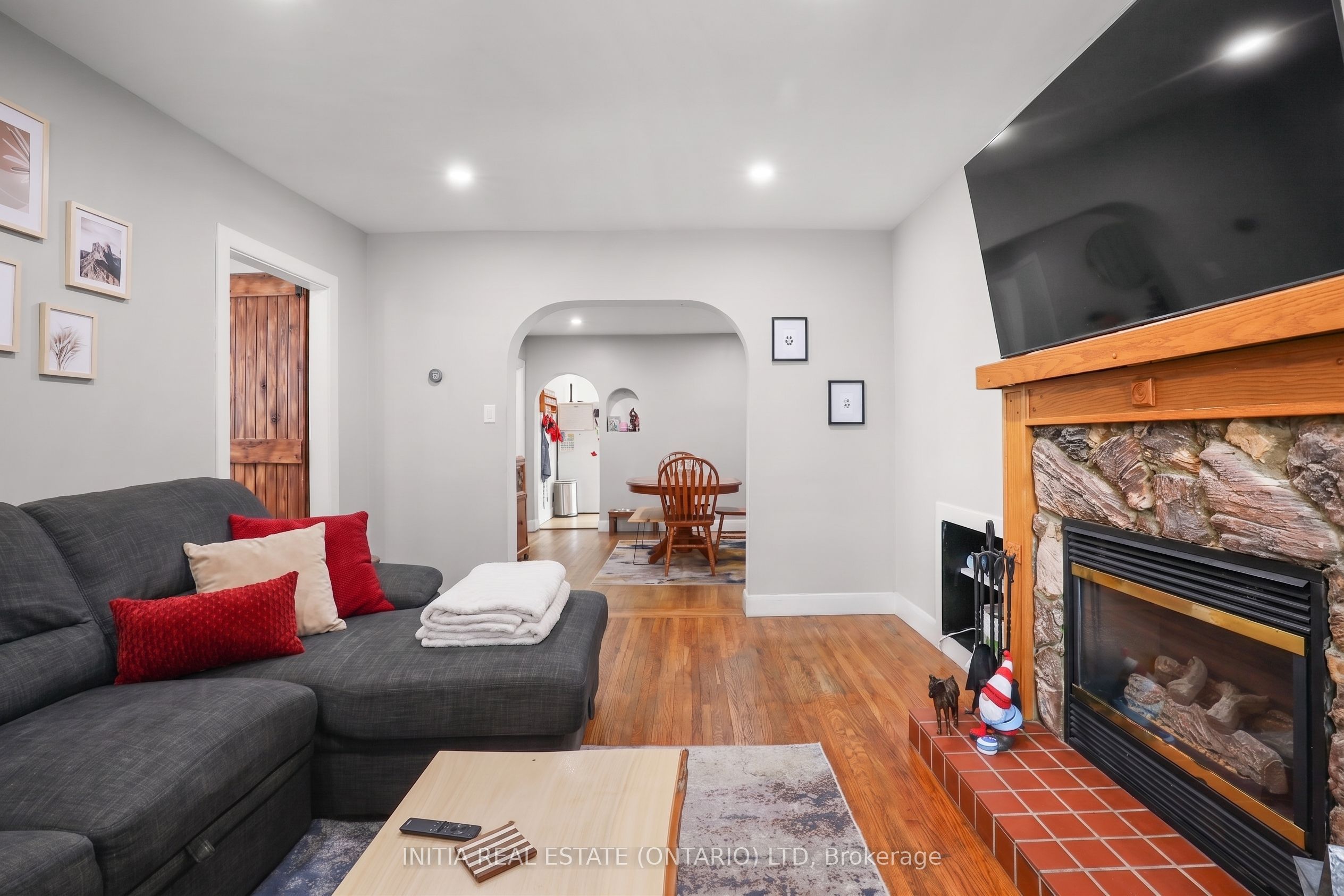 55 Briscoe Street W, London South, ON N6J 1M4 photo 5