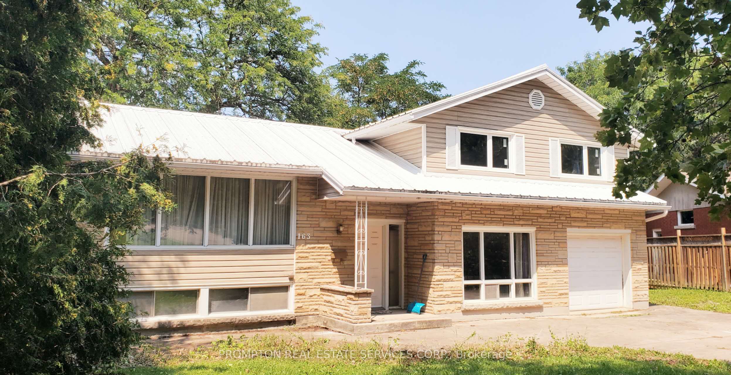 163 Woodside Drive, St. Catharines, ON L2T 1X5 photo 2