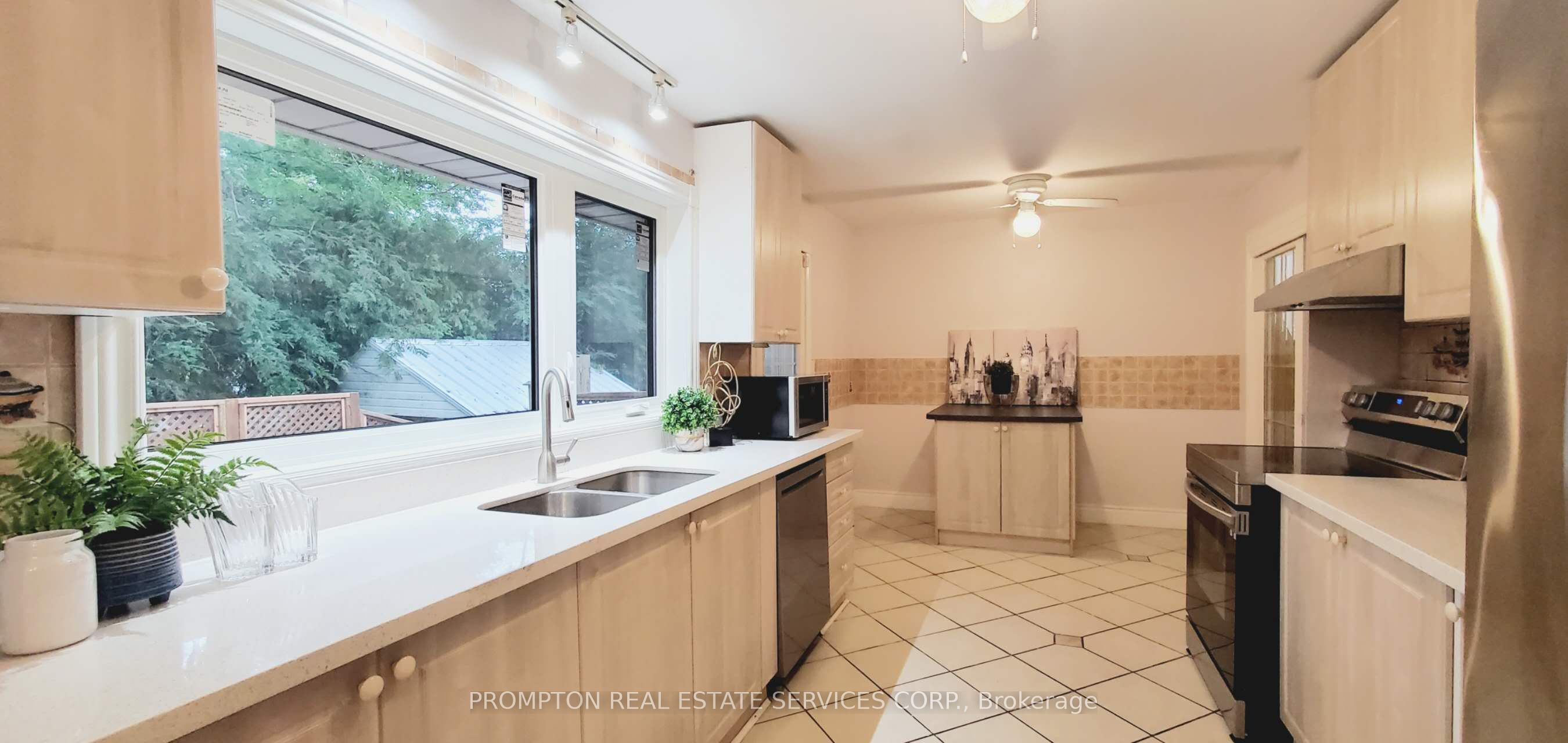 163 Woodside Drive, St. Catharines, ON L2T 1X5 photo 5