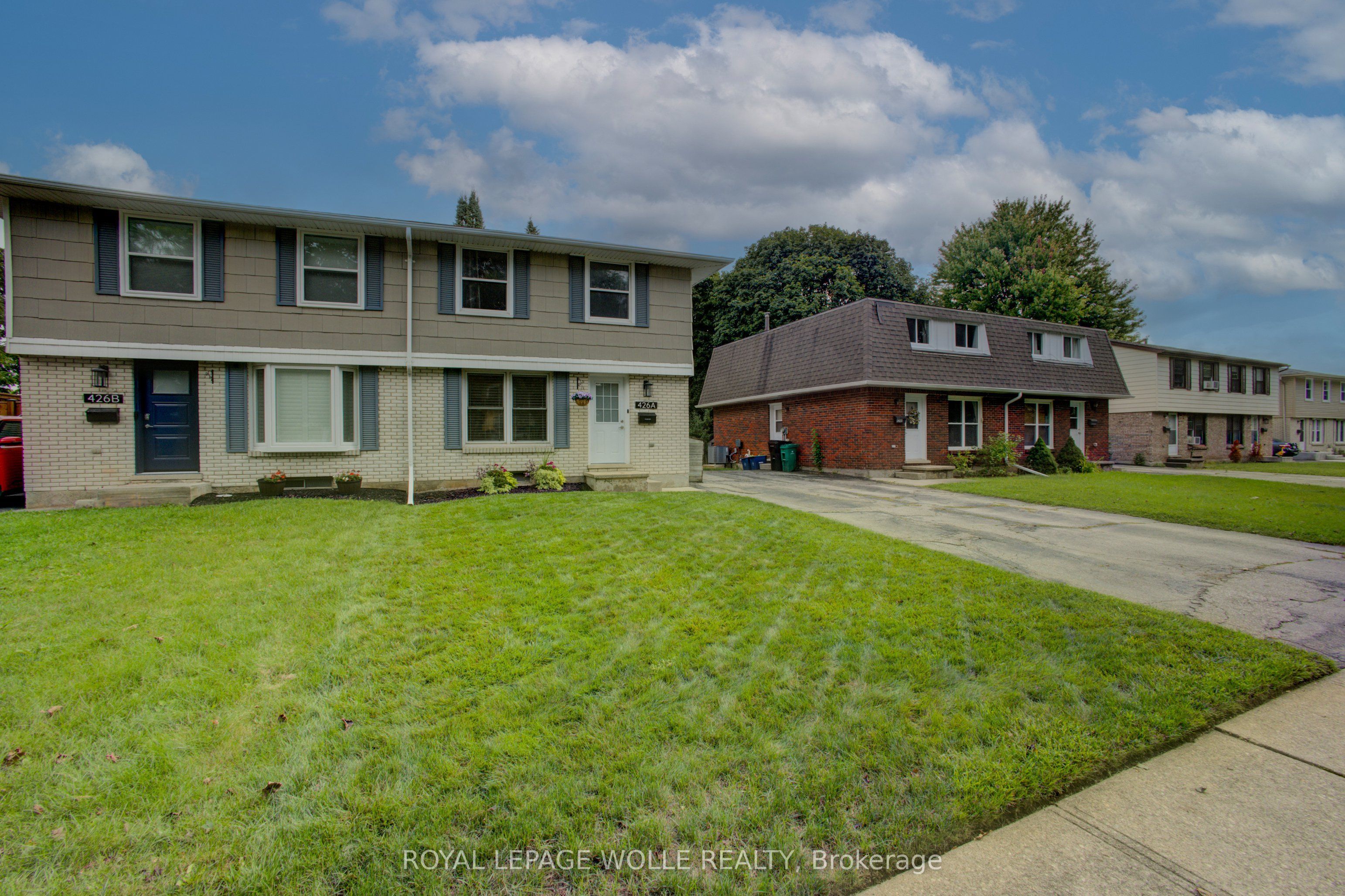 426A Dunvegan Drive, Waterloo, ON N2K 2C7 photo 3