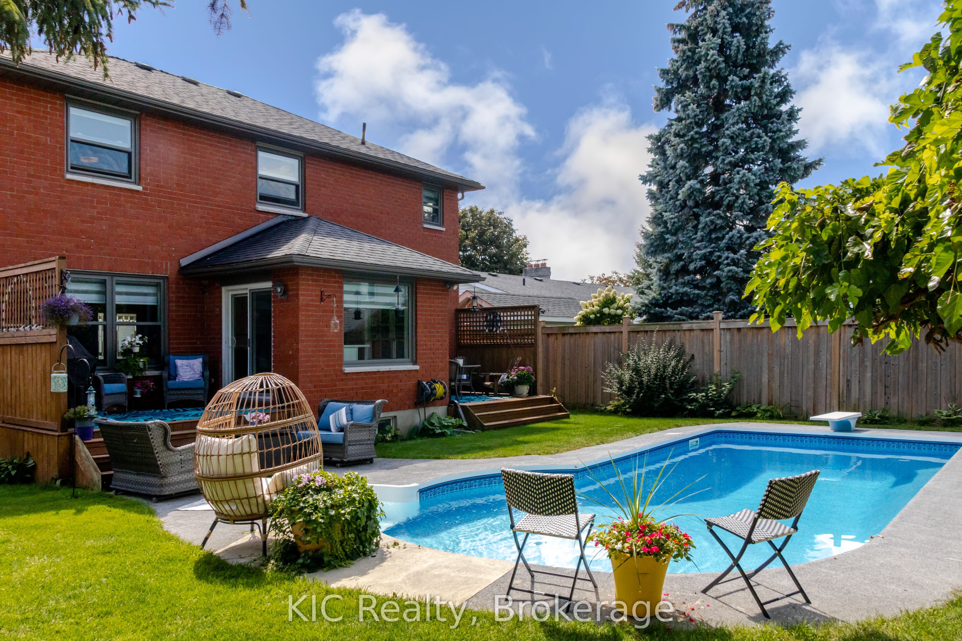 2138 Lorraine Drive, Peterborough, ON K9L 1X4 photo 3