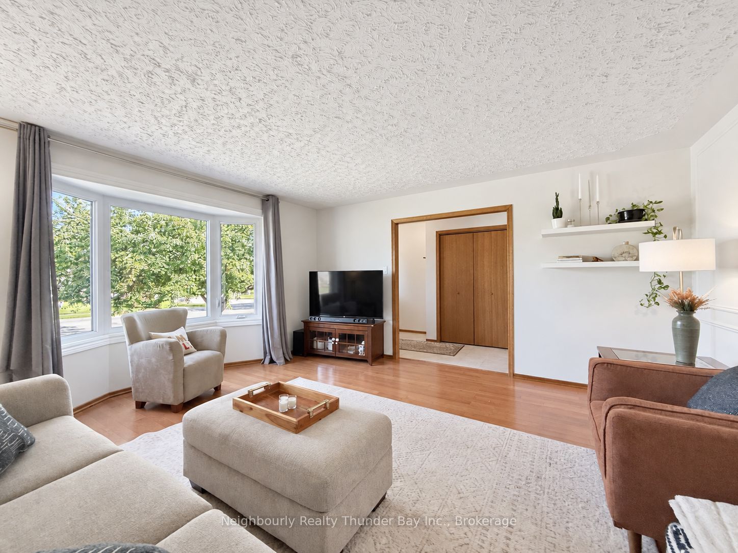 207 London Drive, Thunder Bay, ON P7A 7Z6 photo 3