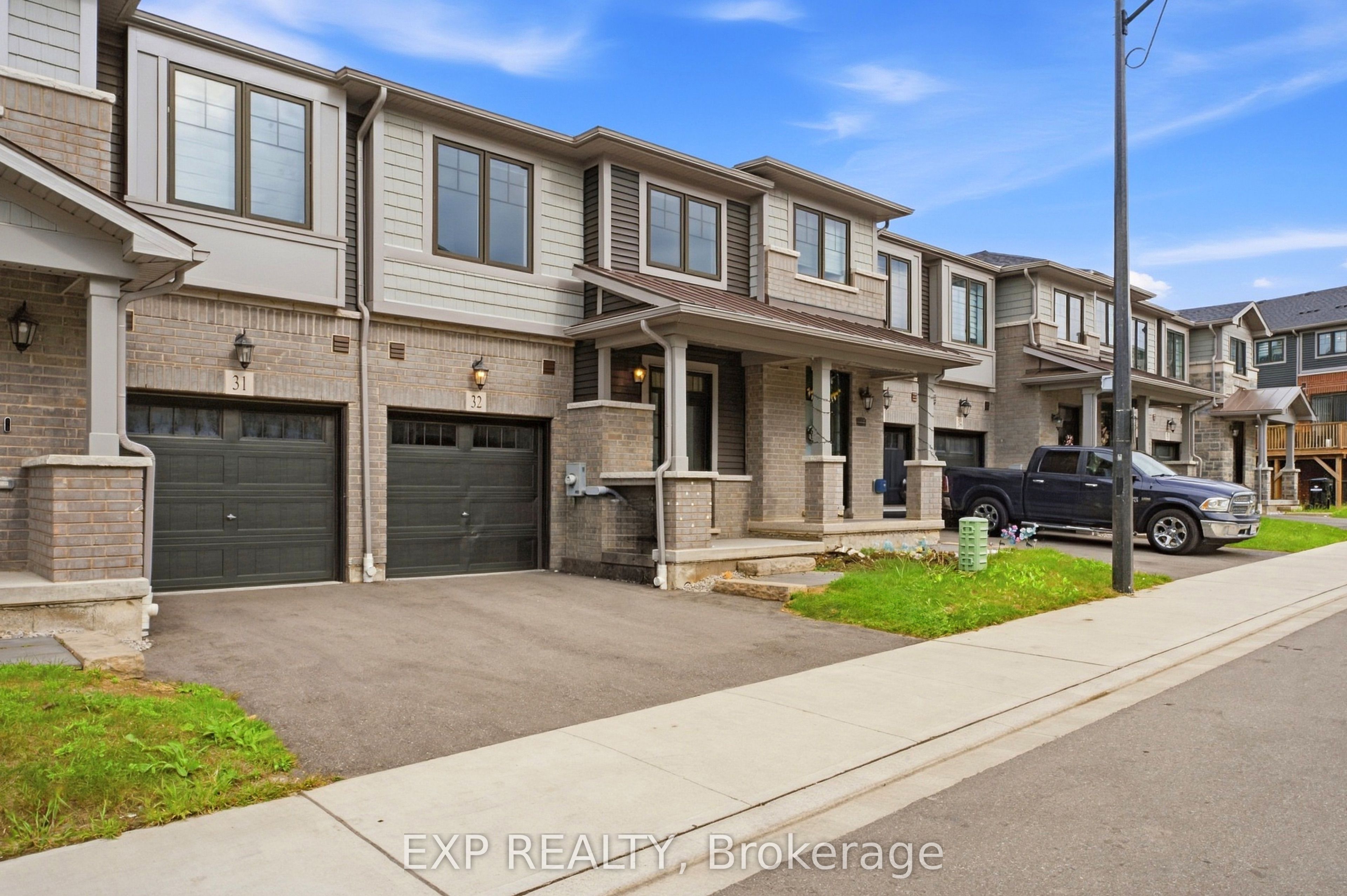 10 Birmingham Drive 32, Cambridge, ON N1R 0C5 photo 2
