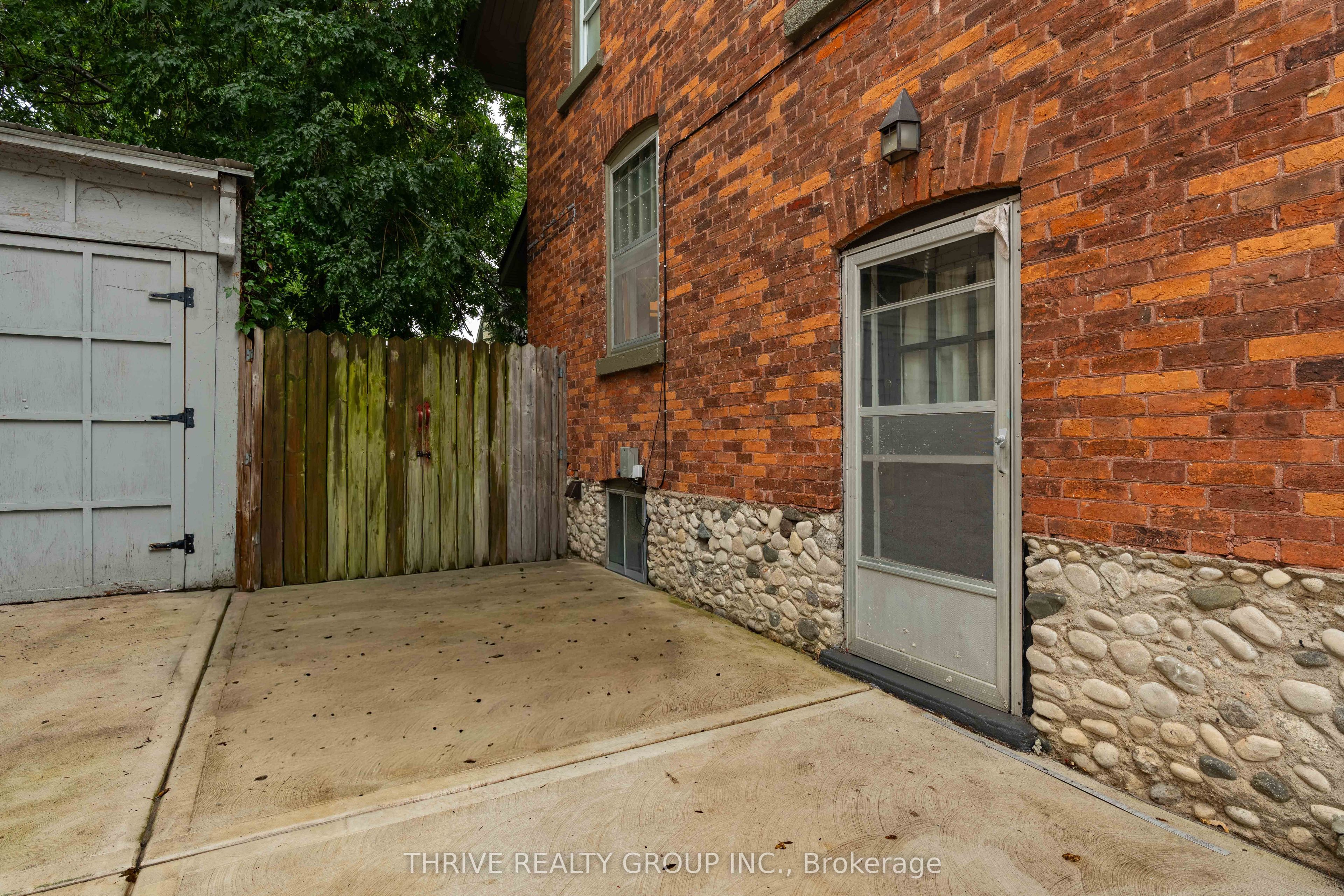26 Cynthia Street, London South, ON N6C 3G3 photo 3