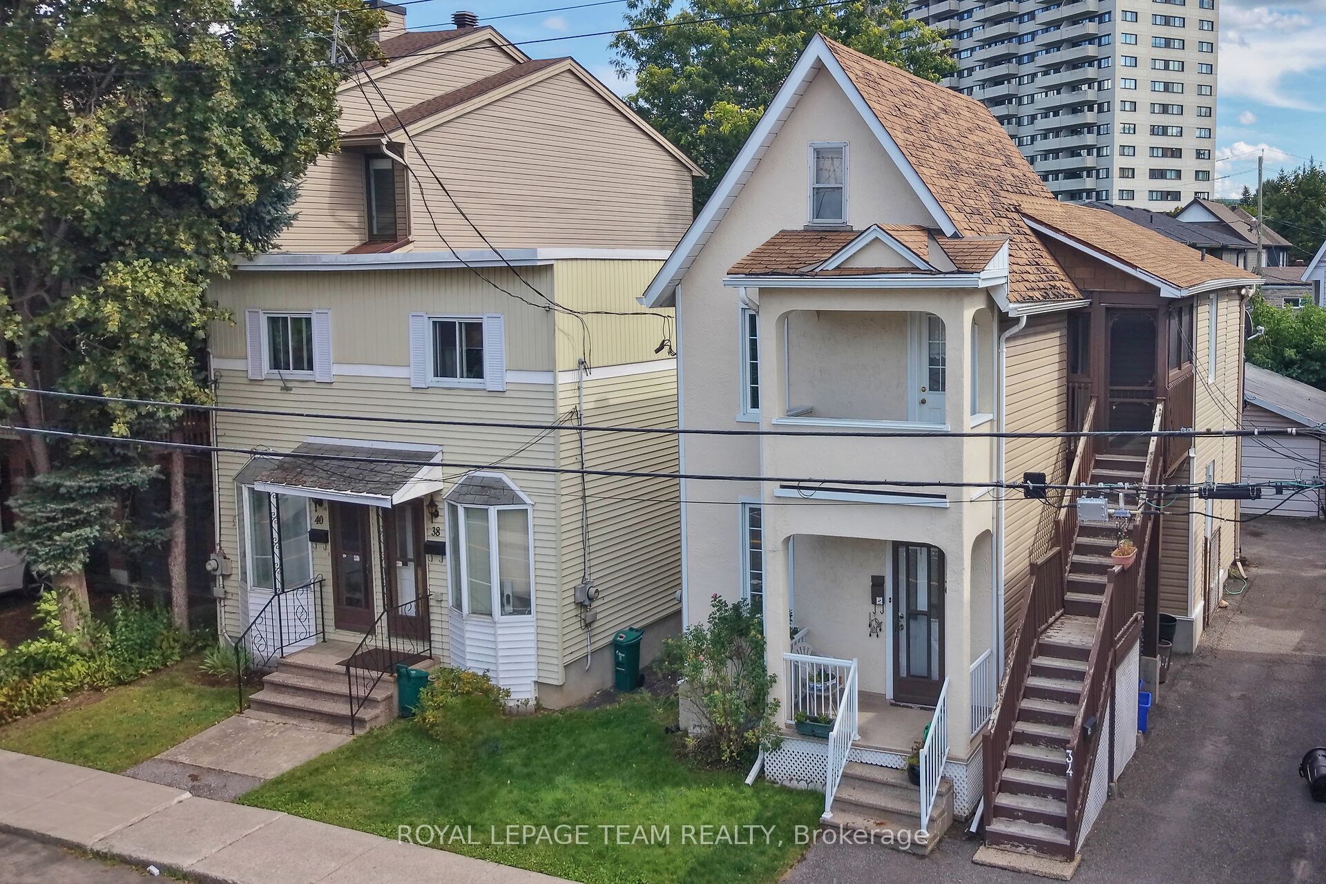 34-40 Barrette Street, Vanier and Kingsview Park, ON K1L 8A5
