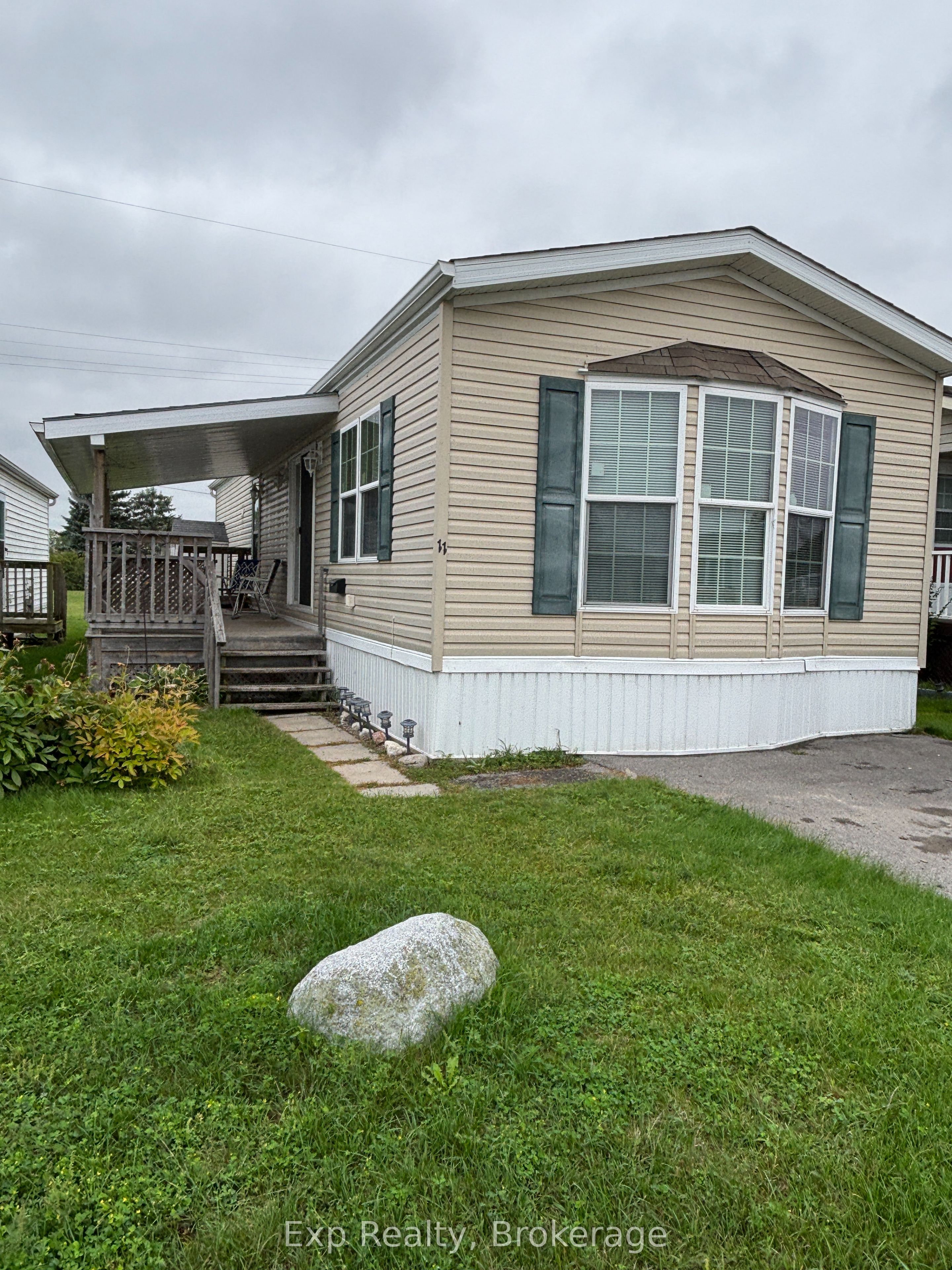 311 Dundas Street E 11, Quinte West, ON K8V 1M1