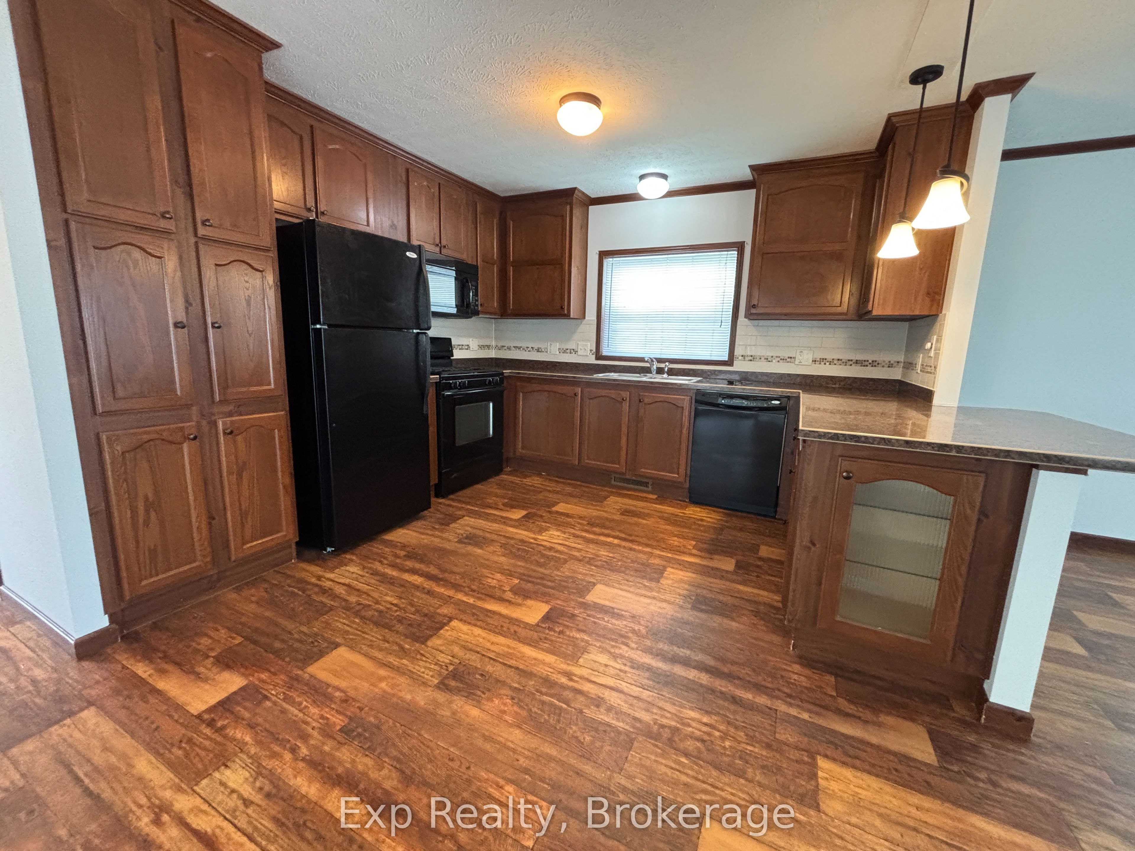 311 Dundas Street E 11, Quinte West, ON K8V 1M1 photo 4
