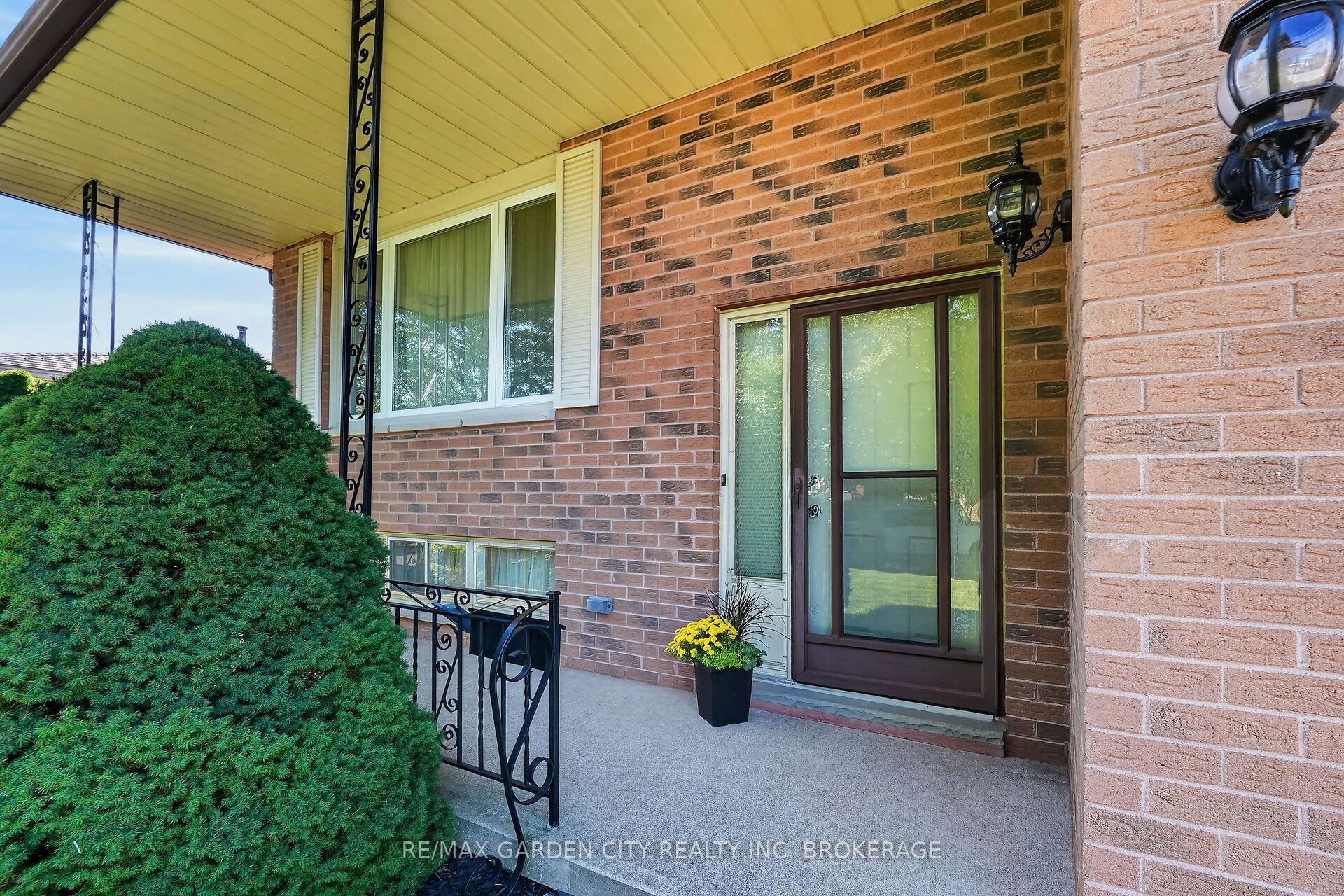 67 College Park Drive, Welland, ON L3C 6Z7 photo 4