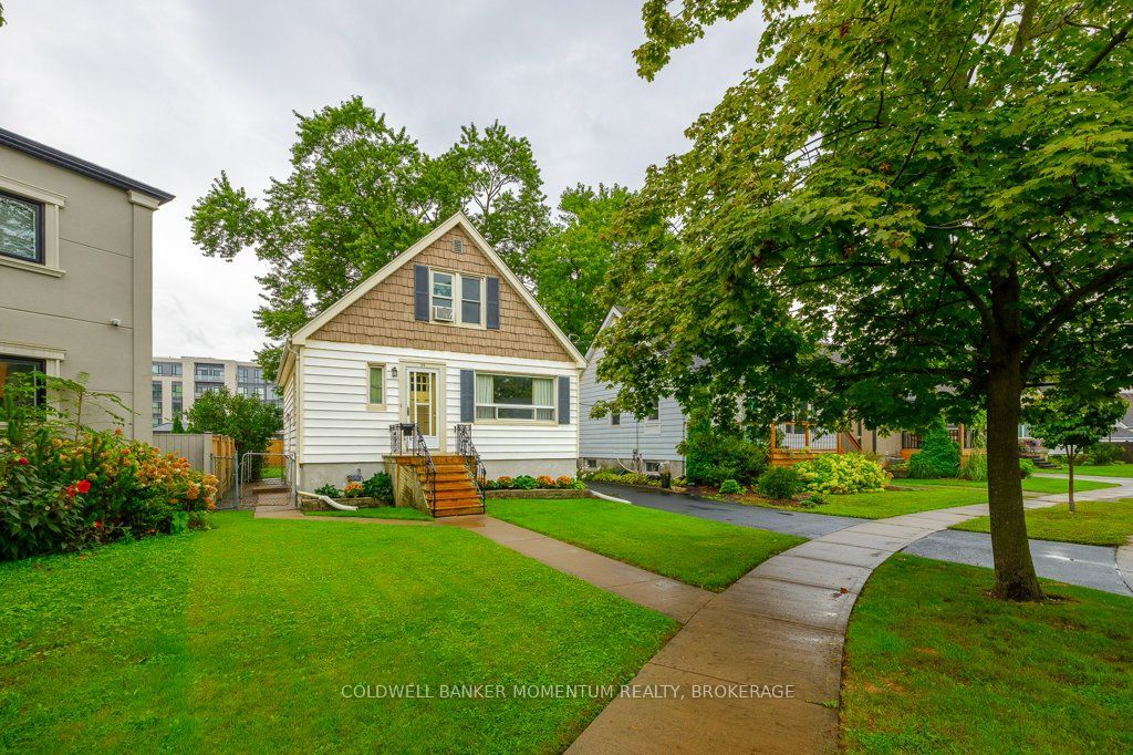 25 Clayburn Avenue, St. Catharines, ON L2P 2T9 photo 2