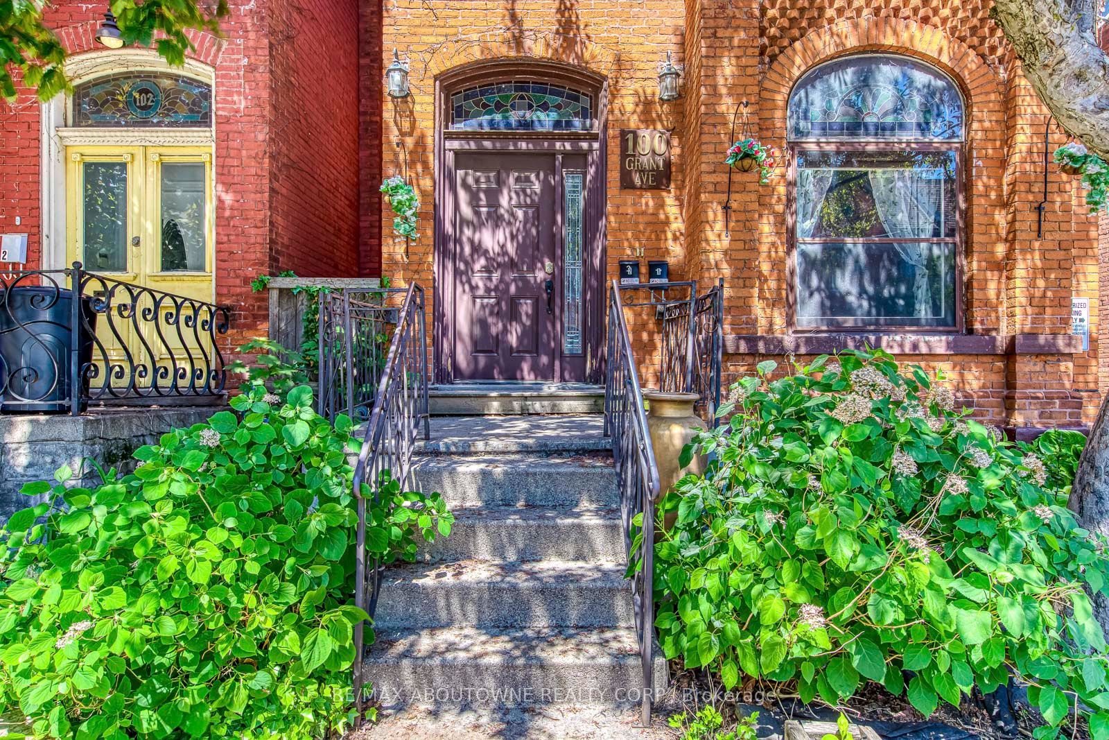 100 Grant Avenue #2, Hamilton, ON L8N 2X7 photo 2