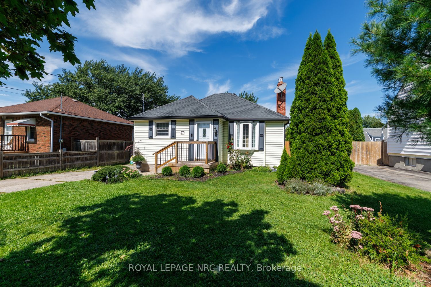 27 Cedardale Avenue, St. Catharines, ON L2P 1B2 photo 2