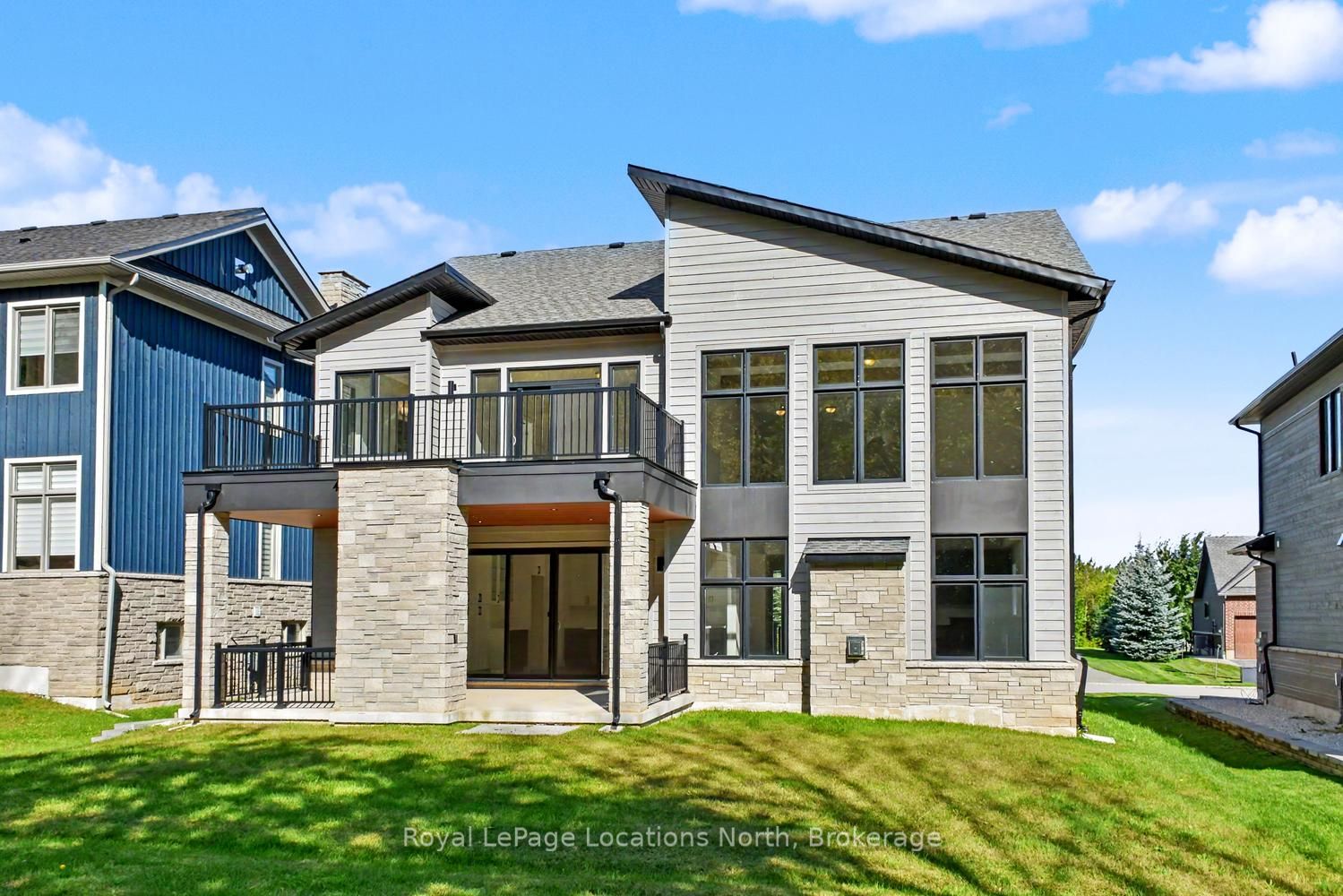 120 DOROTHY Drive, Blue Mountains, ON N0H 1J0 photo 2