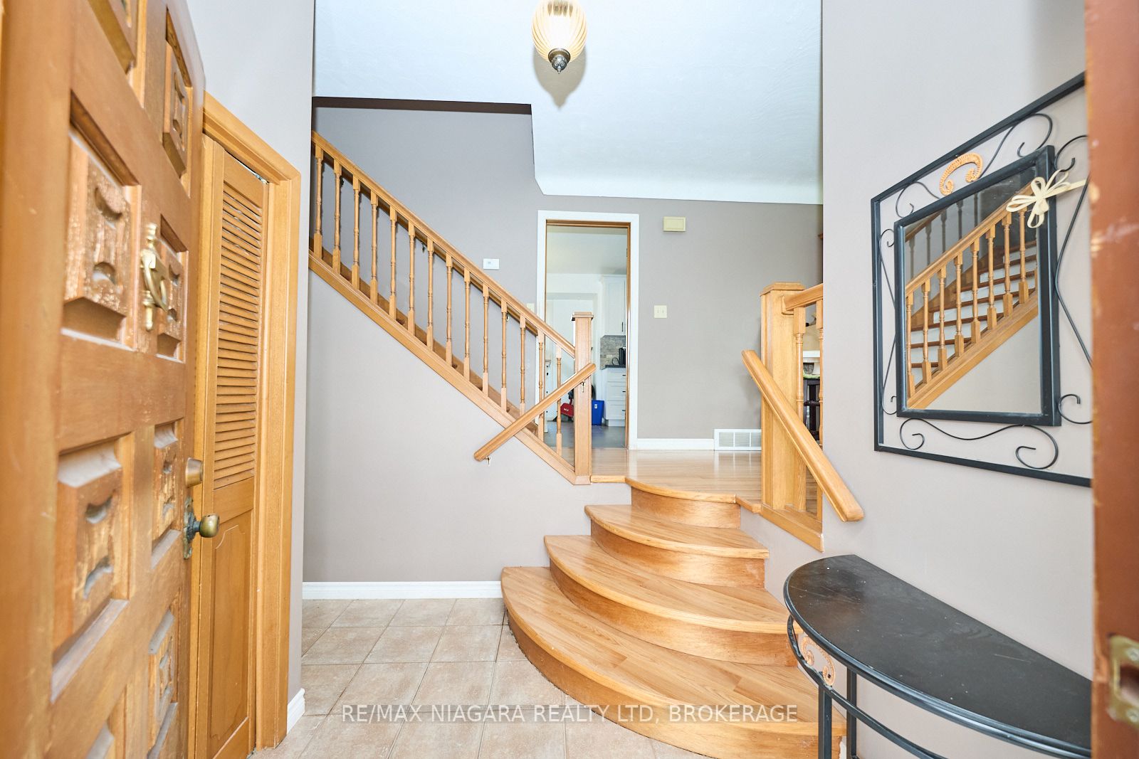 953 Grandview Road, Fort Erie, ON L2A 5R4 photo 4