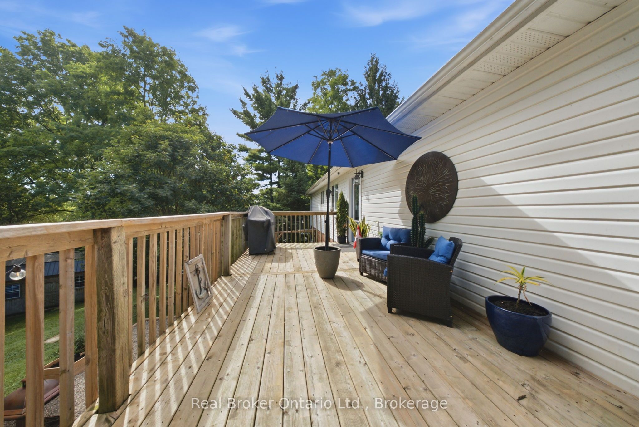 11 Dundas Street W, Brant, ON N3L 1E9 photo 4