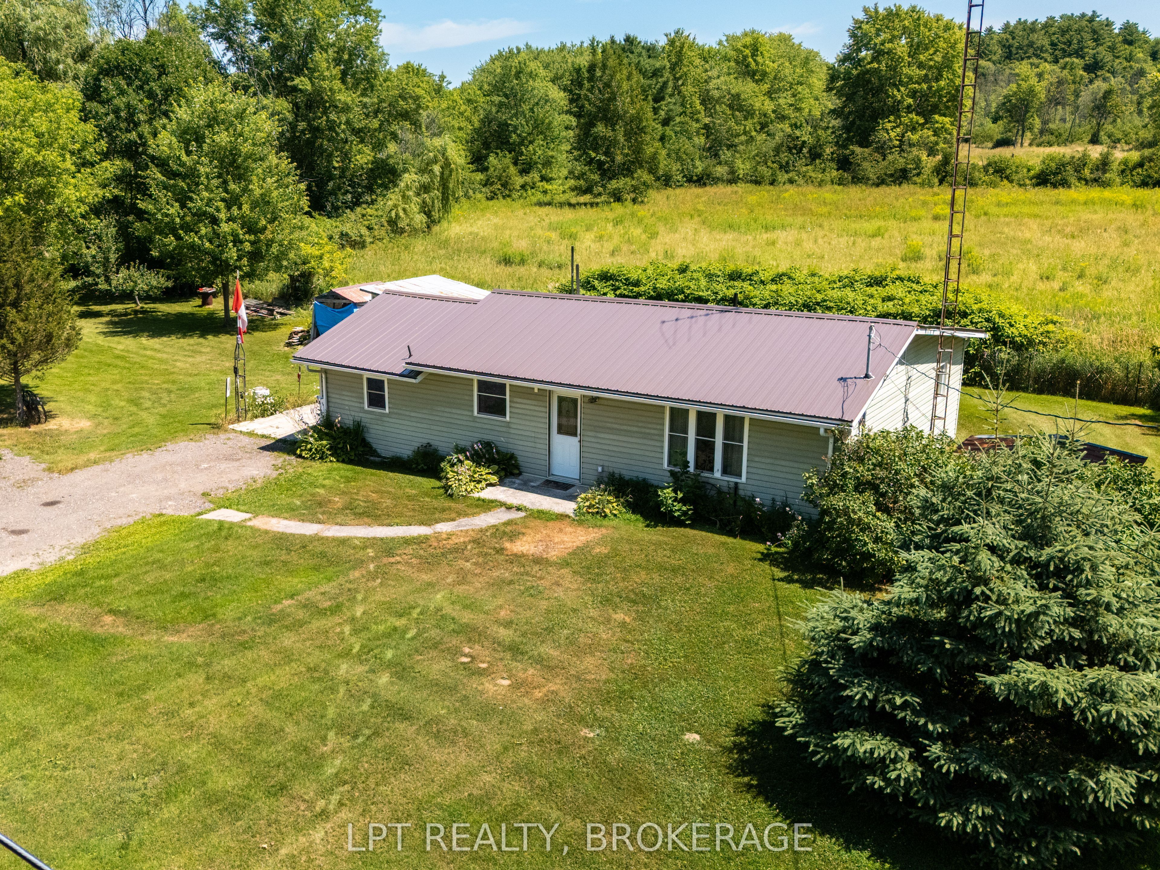 743 Highway 15, Rr#2 Highway, Rideau Lakes, ON K0E 1N0 photo 4