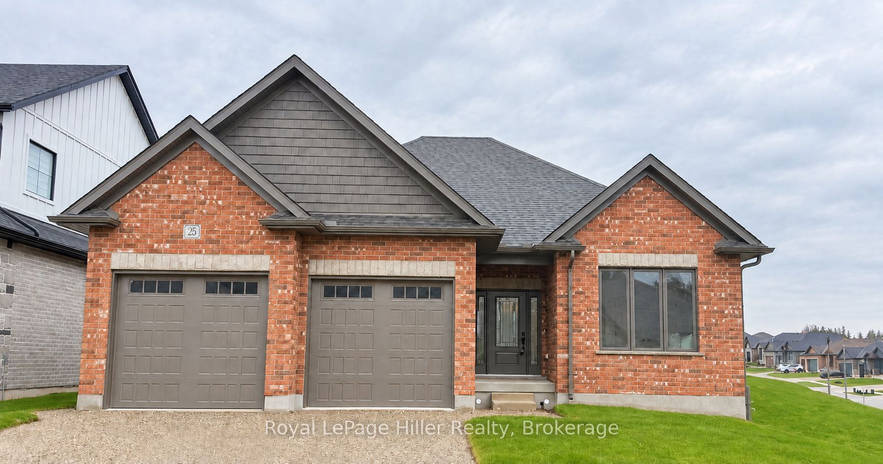 25 Avery Place, Perth East, ON N0K 1M0