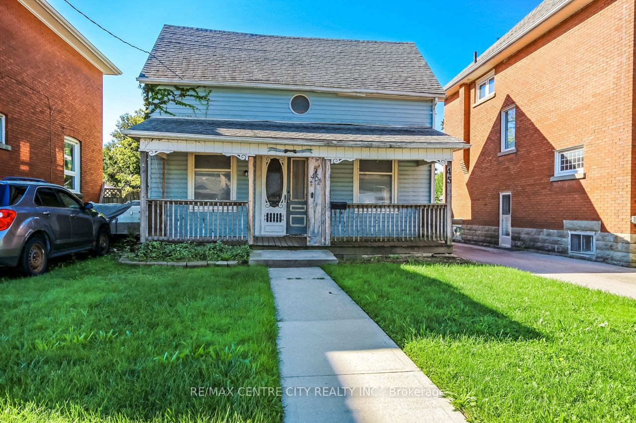45 Locust Street, St. Thomas, ON N5R 2C2