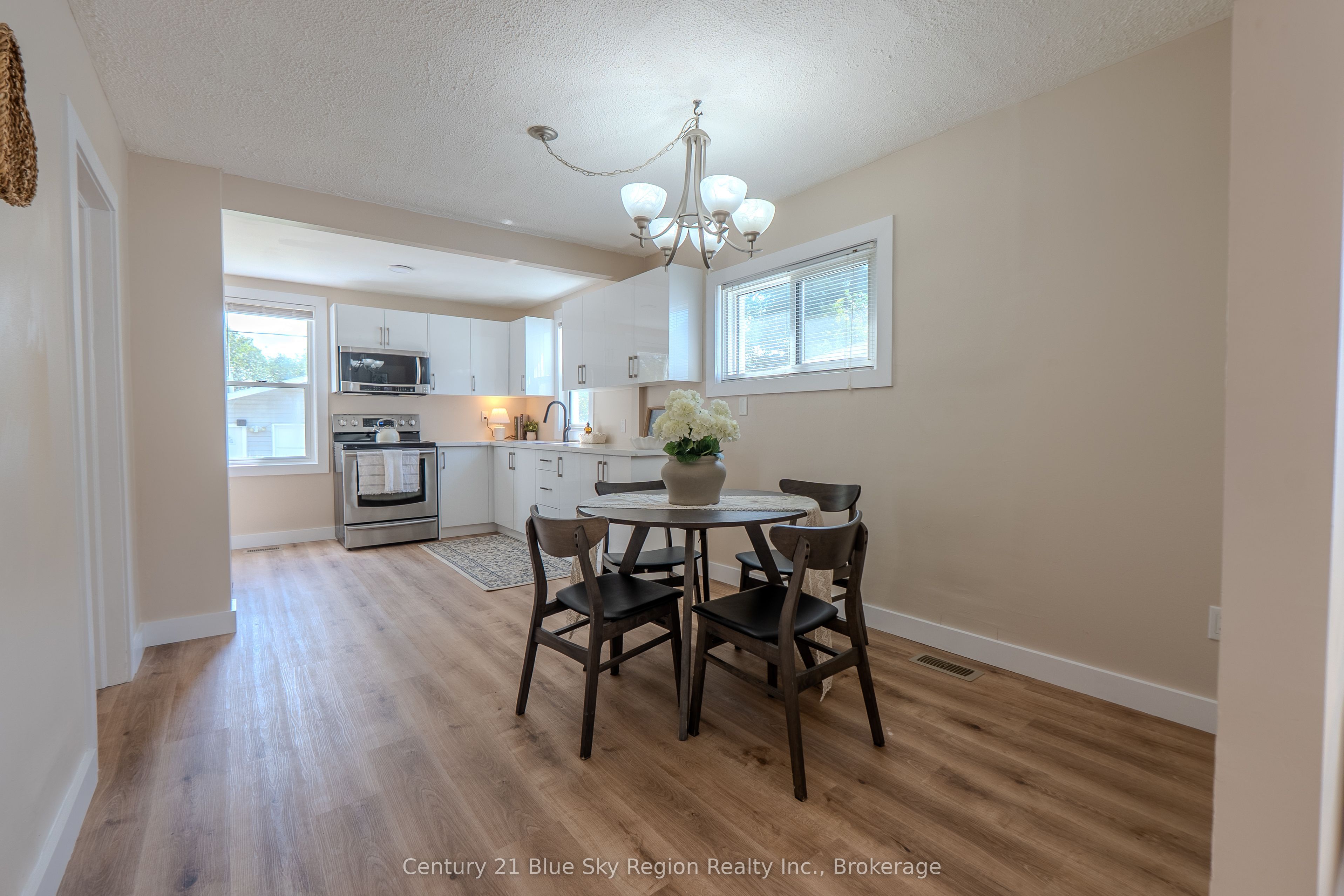 452 King Street W, North Bay, ON P1B 6A2 photo 4