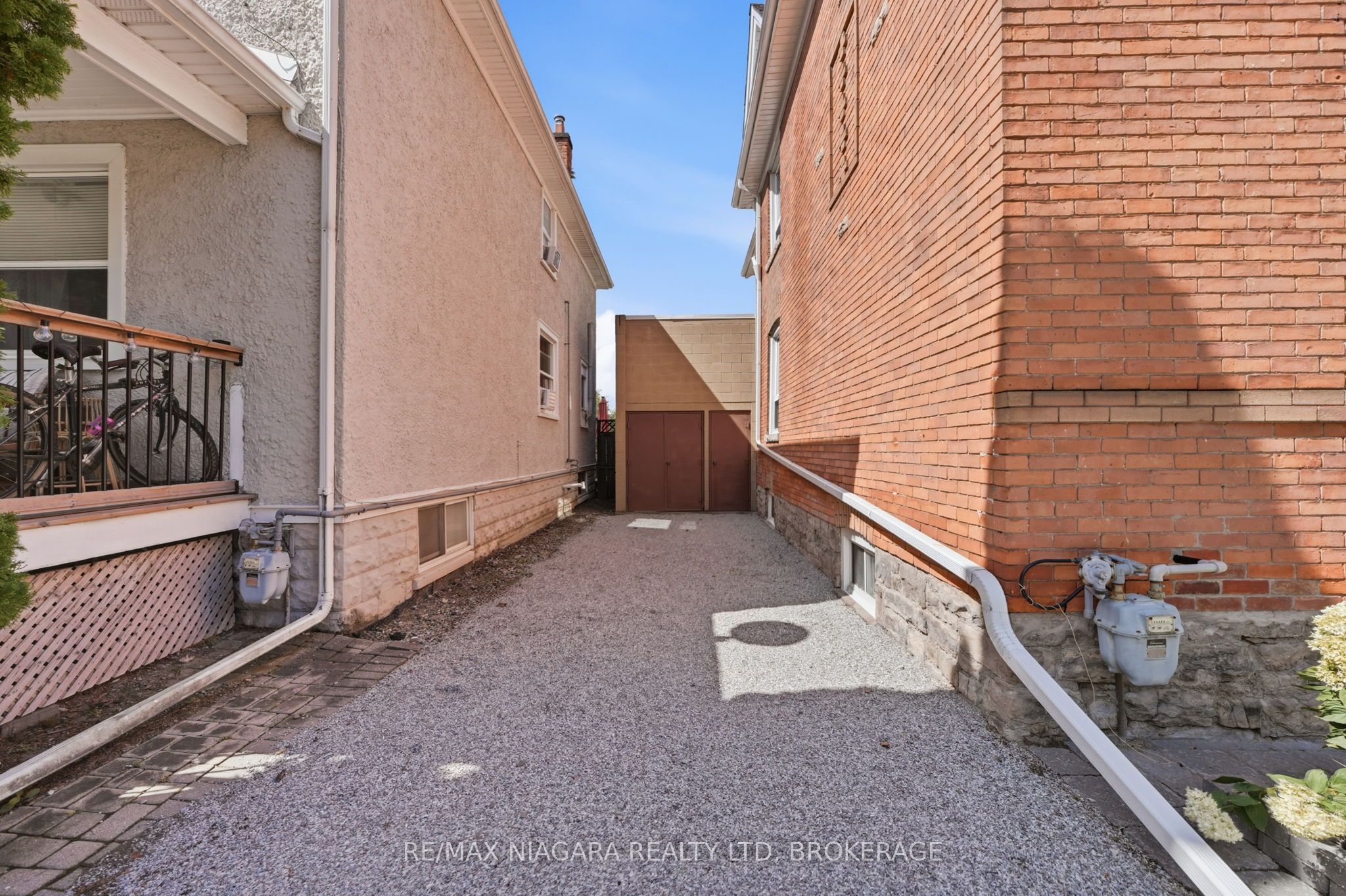 8 Trafalgar Street, St. Catharines, ON L2R 3L7 photo 4