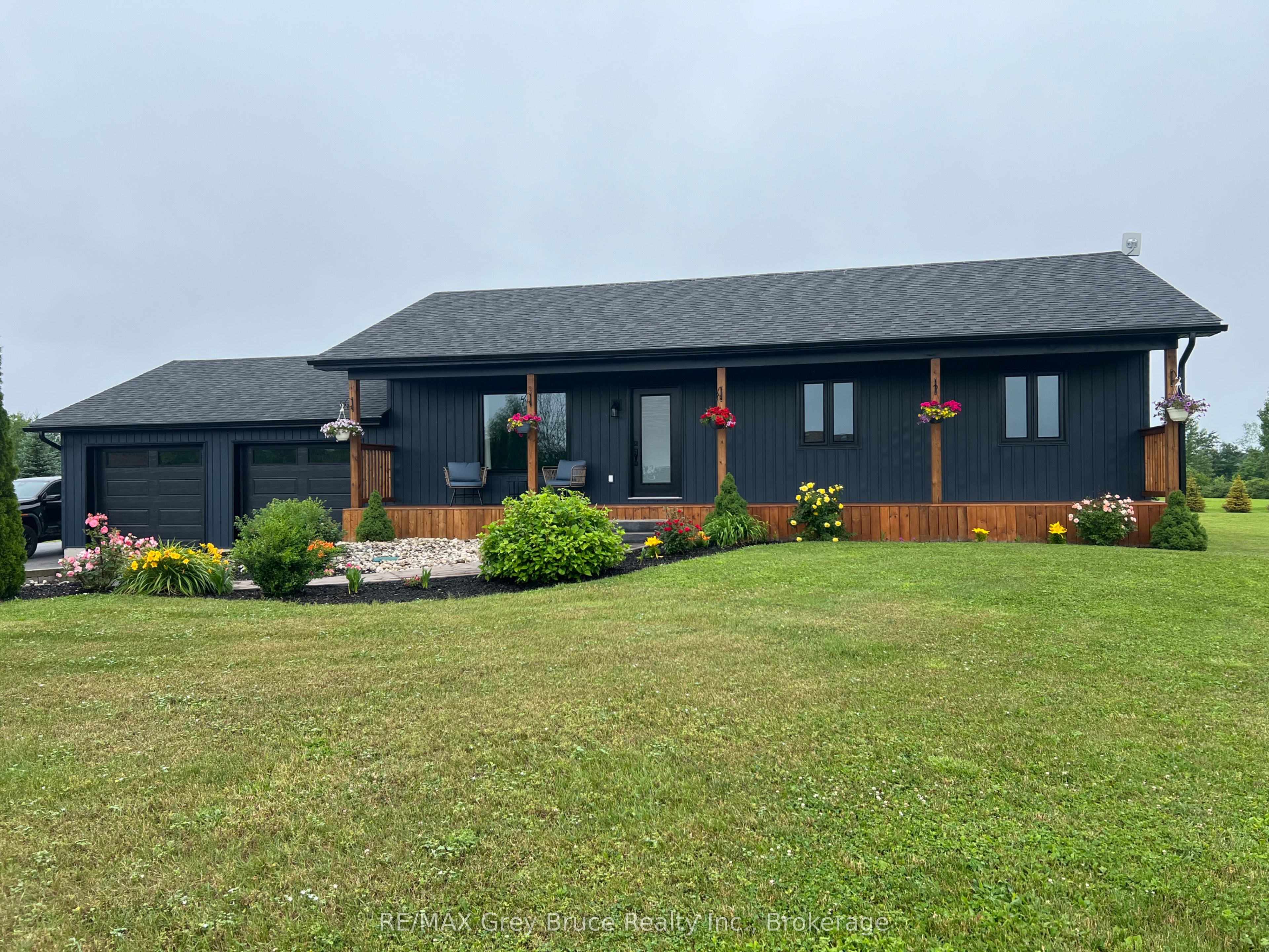 116 PATTERSON Parkway, Georgian Bluffs, ON N0H 2T0 photo 3