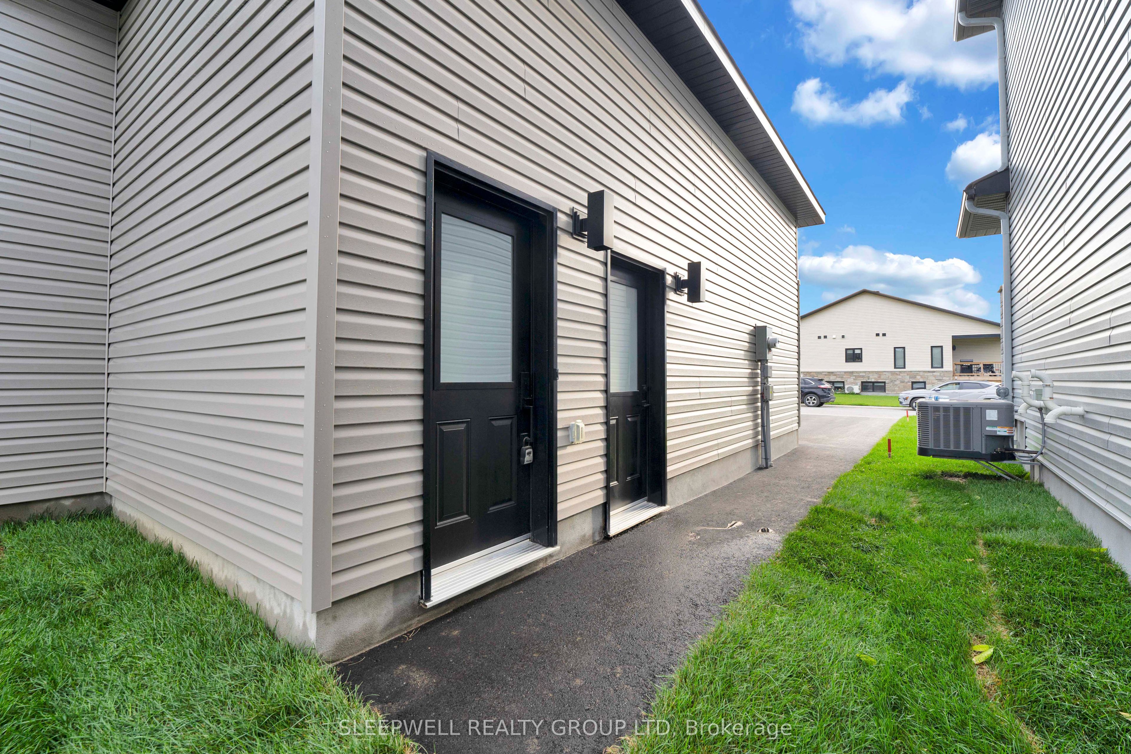447 Annette Drive B, Russell, ON K0A 1W0 photo 3