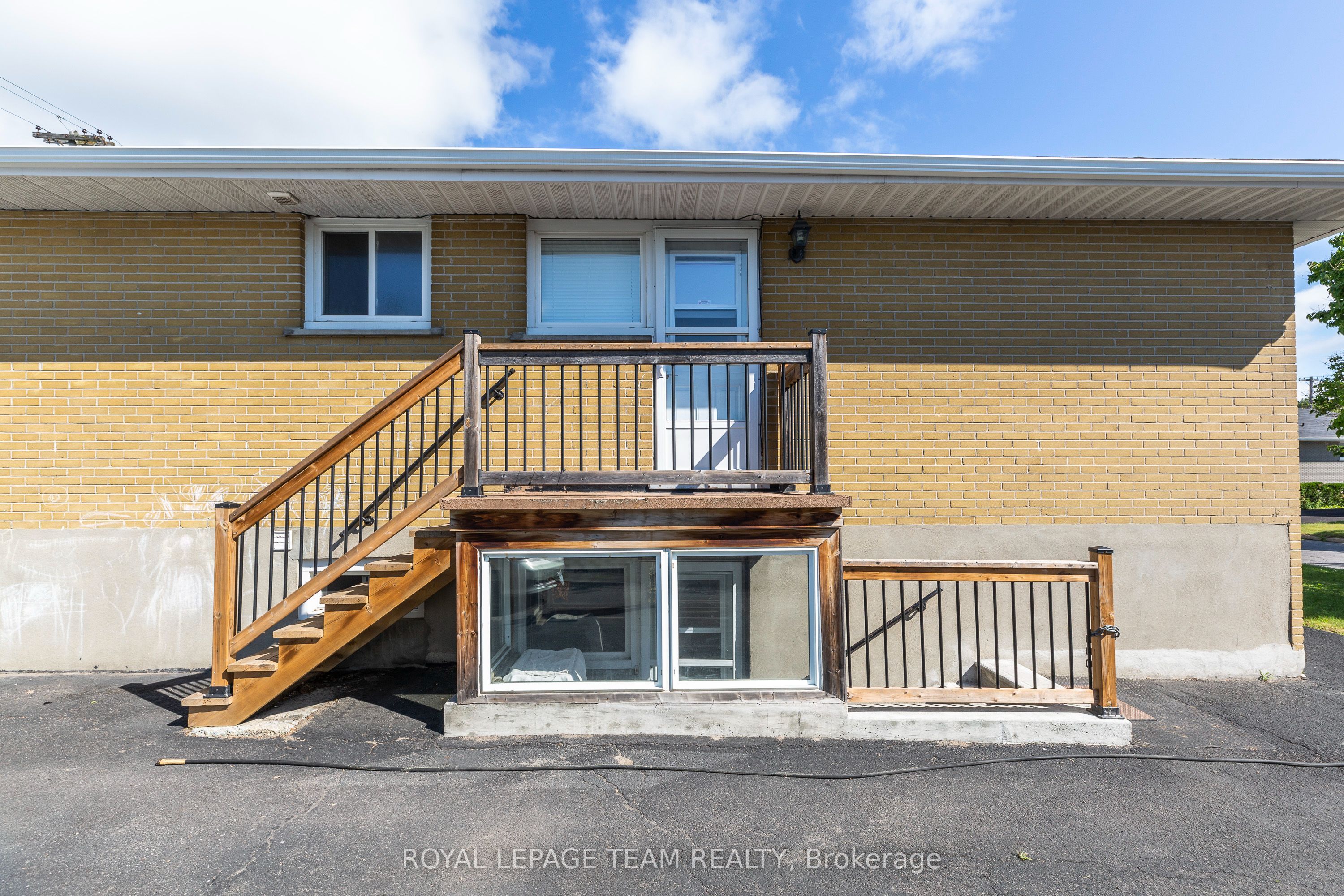 676 Borthwick Avenue, Overbrook - Castleheights and Area, ON K1K 2M2 photo 3