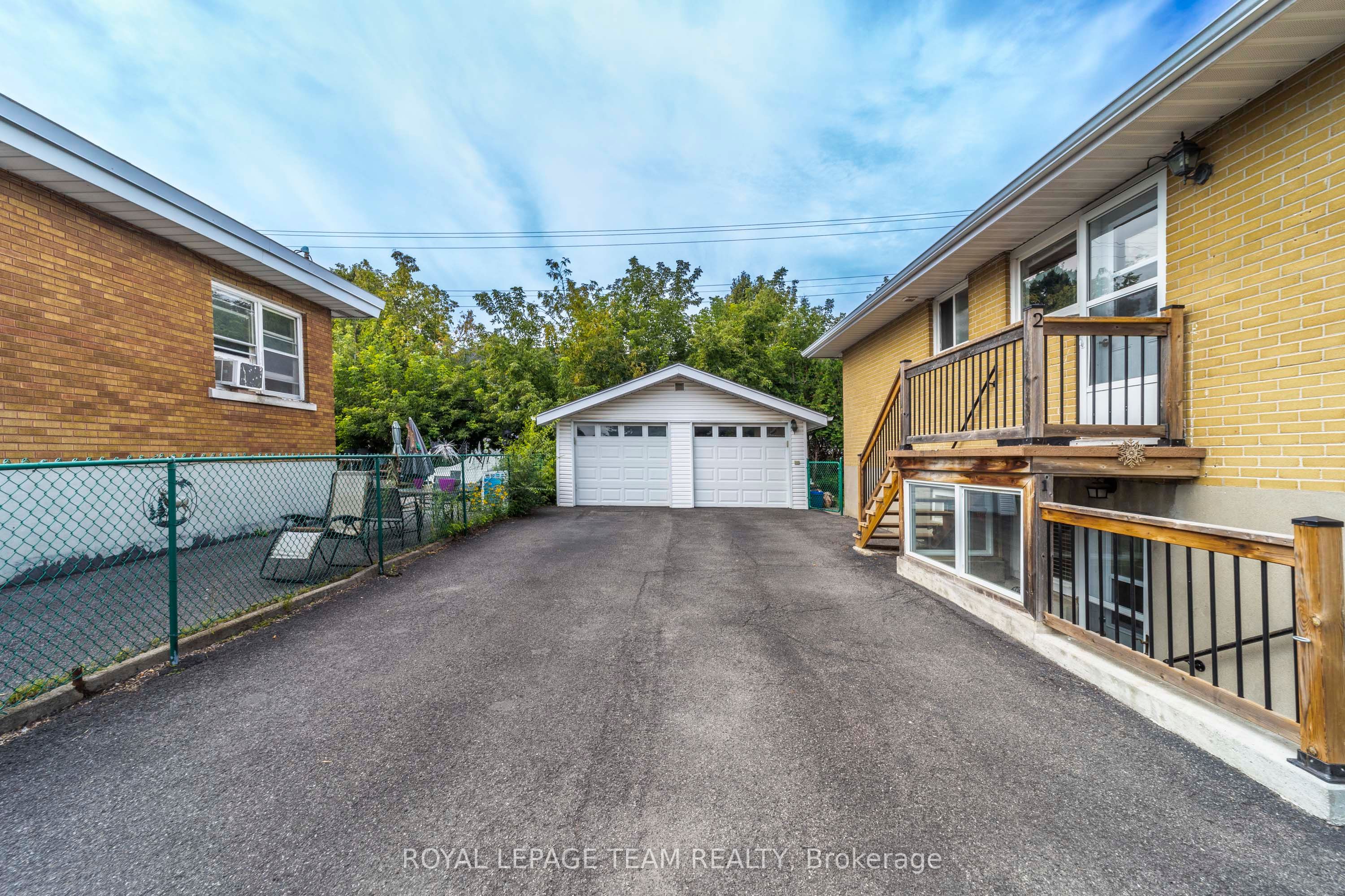 676 Borthwick Avenue 1, Overbrook - Castleheights and Area, ON K1K 2M2 photo 3