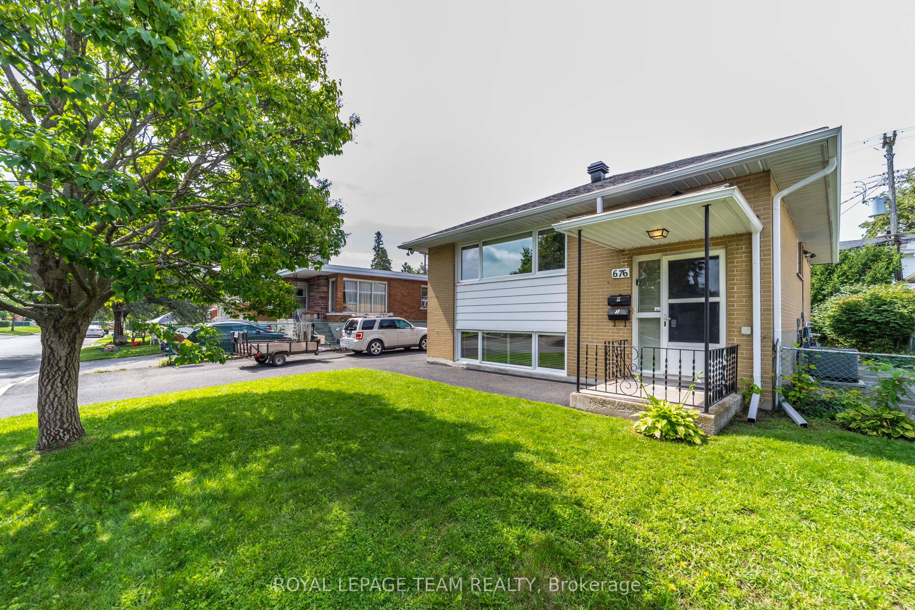 676 Borthwick Avenue 1, Overbrook - Castleheights and Area, ON K1K 2M2 photo 4