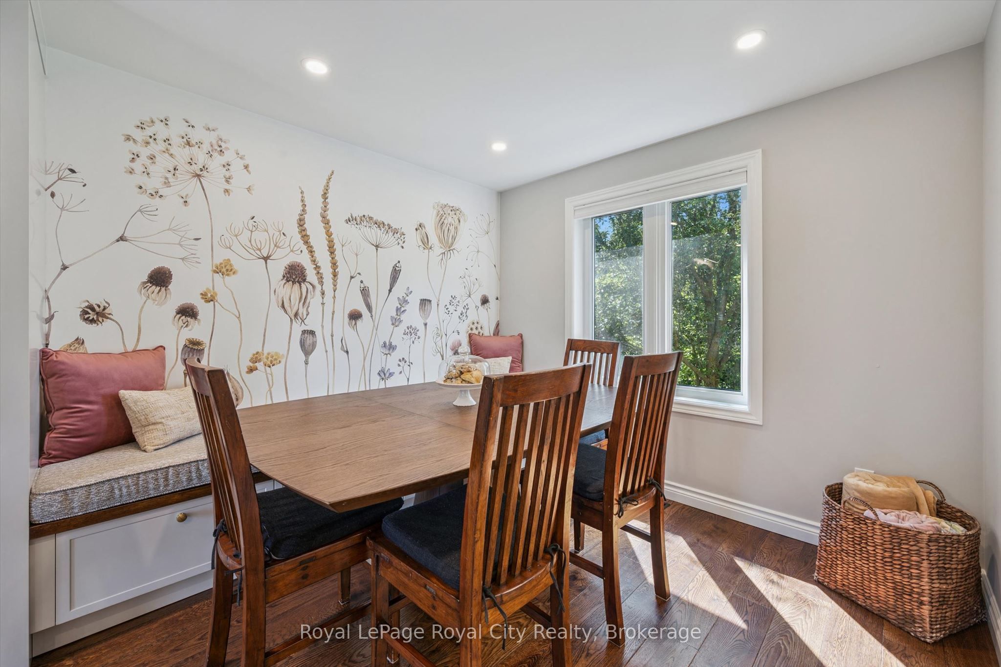 22 Pacific Place, Guelph, ON N1G 4R6 photo 5