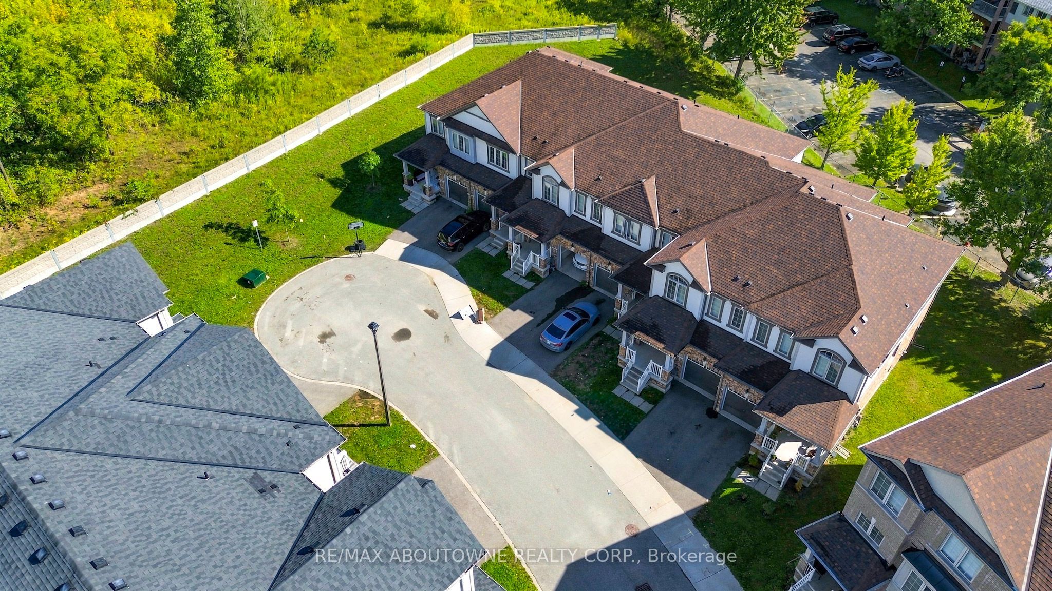 420 Linden Drive 10, Waterloo, ON N3H 0C2 photo 2