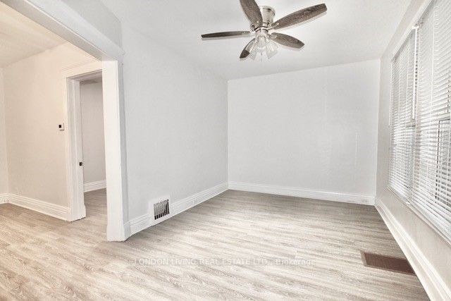 429 Burbrook Place, London East, ON N5W 4B5 photo 4
