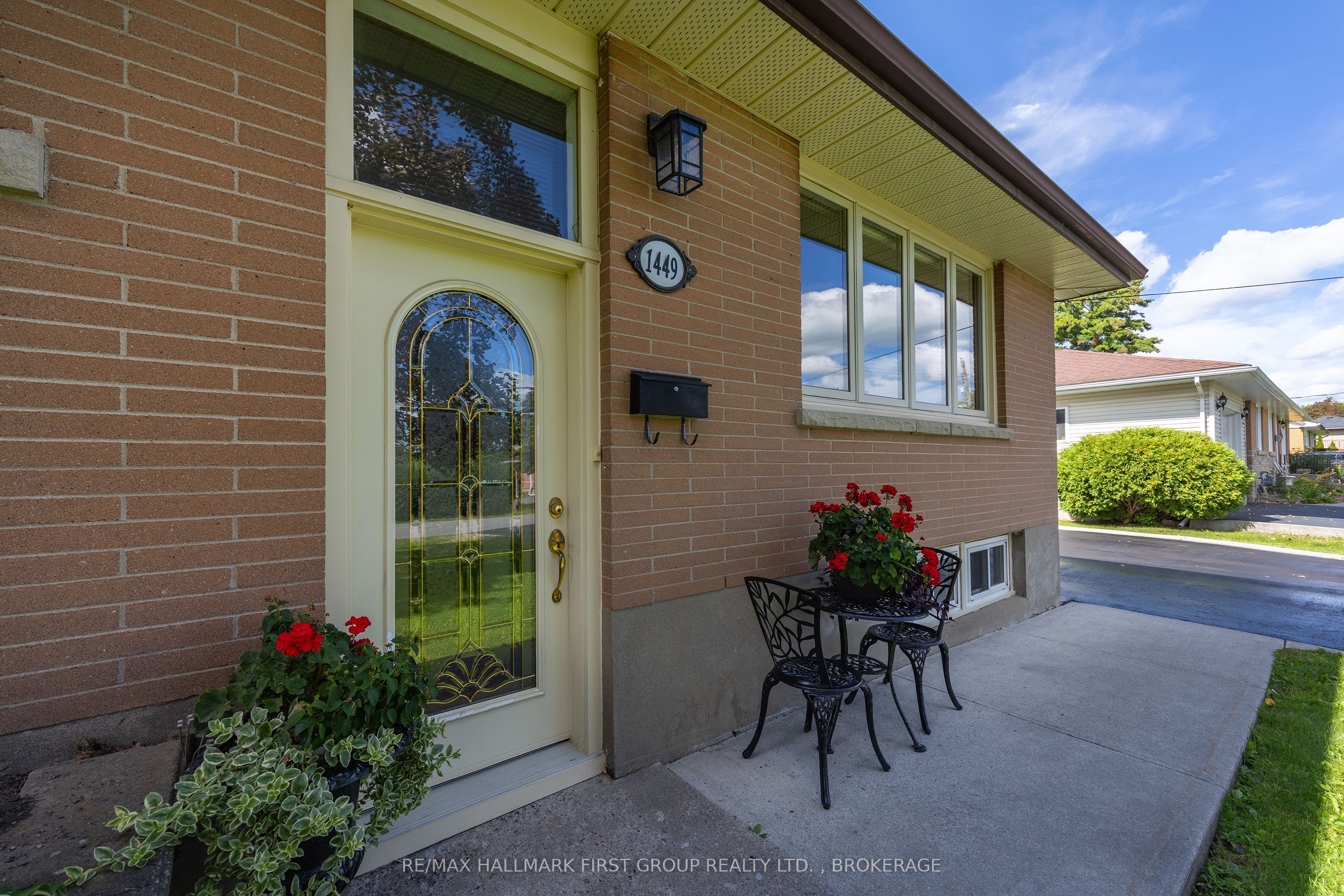 1449 Avondale Crescent, Kingston, ON K7P 2V3 photo 2