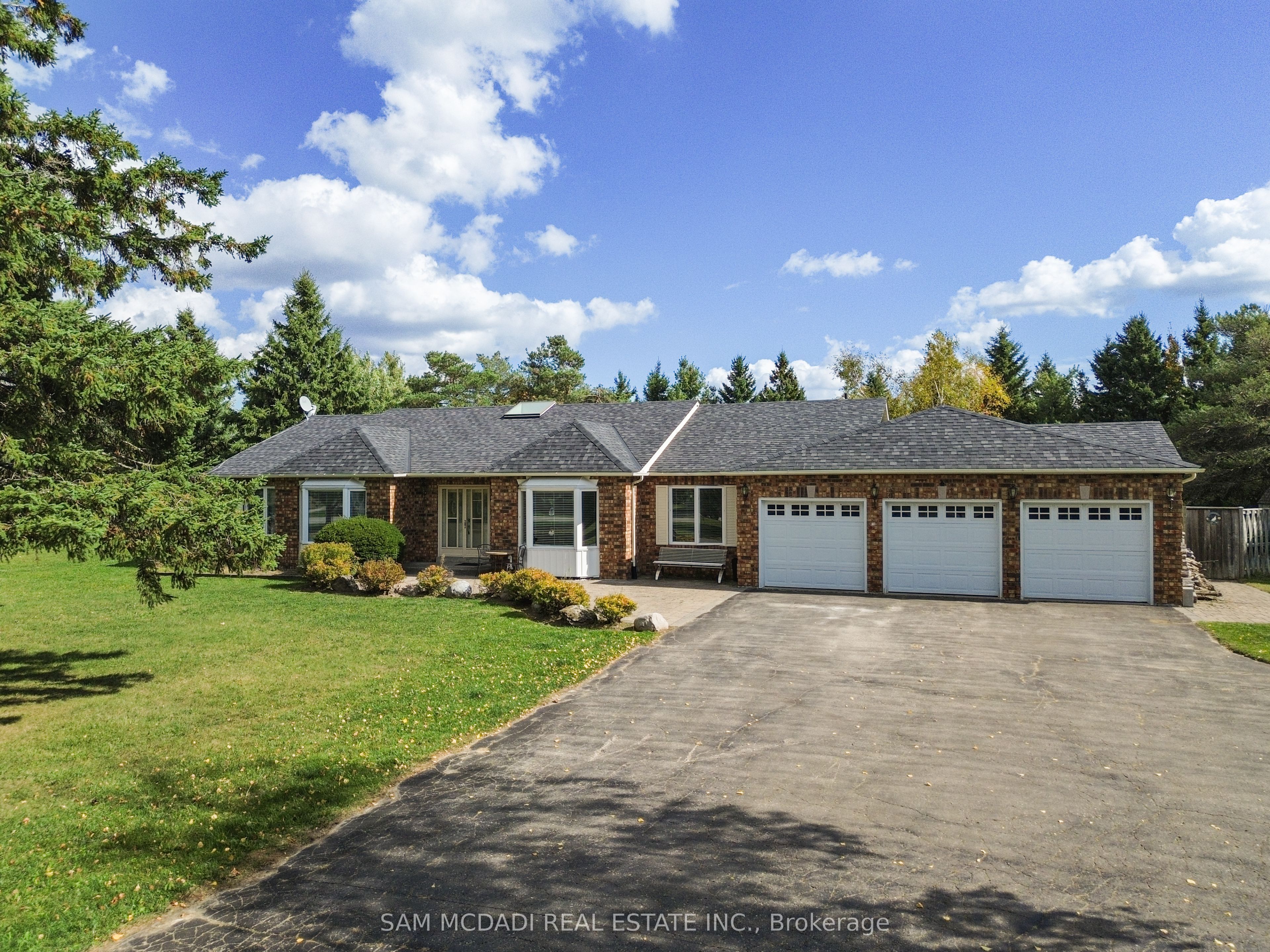 2 Sherman Drive, Mulmur, ON L9V 3G9