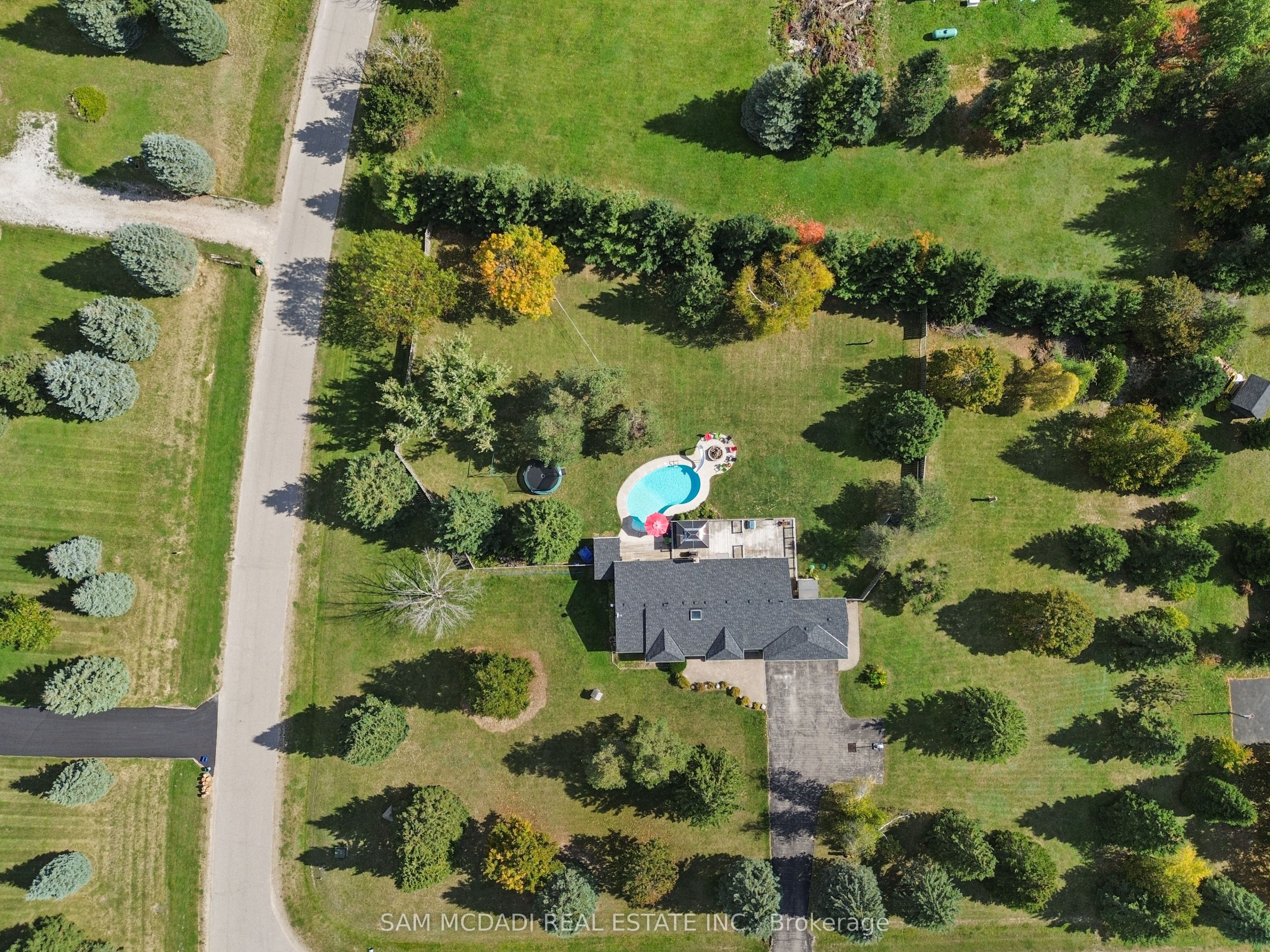 2 Sherman Drive, Mulmur, ON L9V 3G9 photo 2