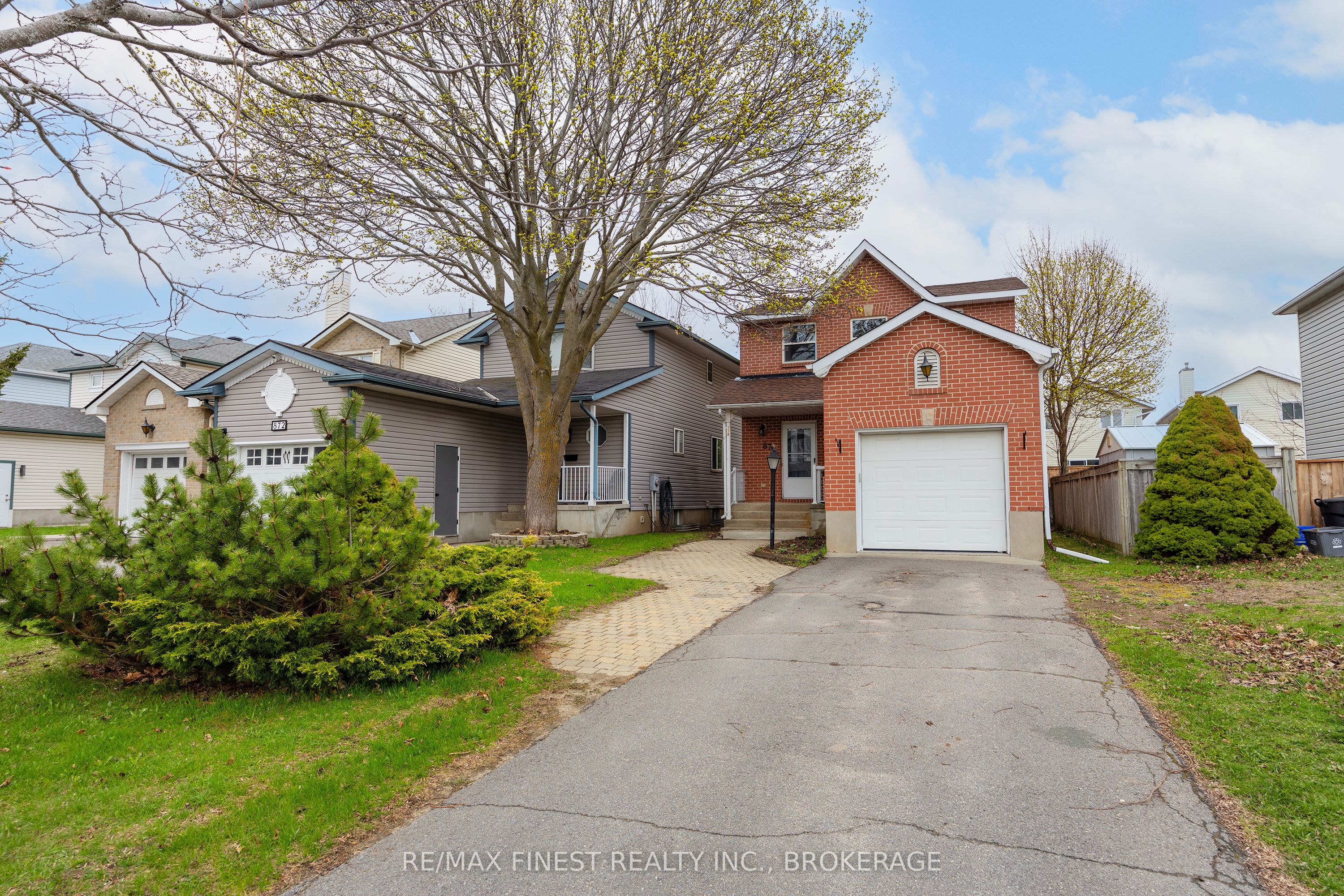 870 WALKER Court, Kingston, ON K7M 8L2 photo 3