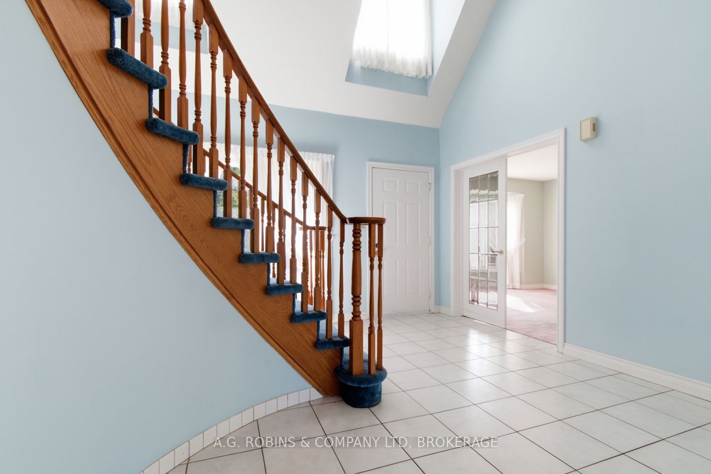 381 Kerman Avenue, Grimsby, ON L3M 5C4 photo 4