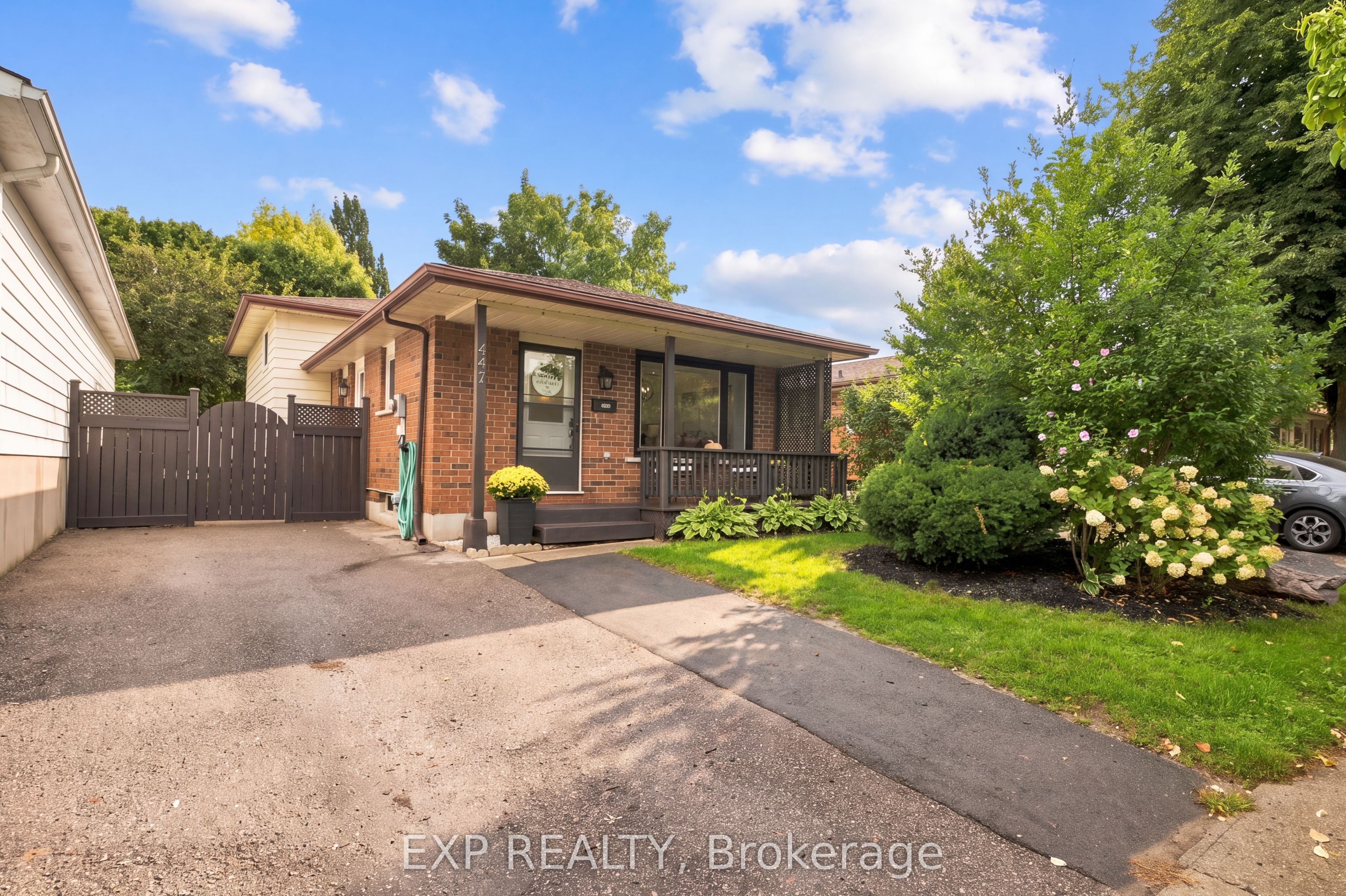 447 Drummerhill Crescent, Waterloo, ON N2T 1G3 photo 4