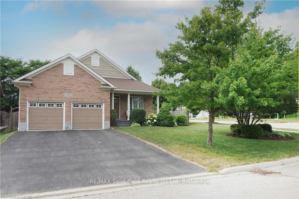 559 Springwater Drive, Waterloo, ON N2V 2K6