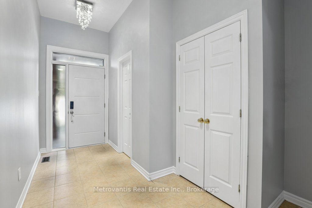 4088 Kelly Farm Drive, Blossom Park - Airport and Area, ON K1T 0A1 photo 5