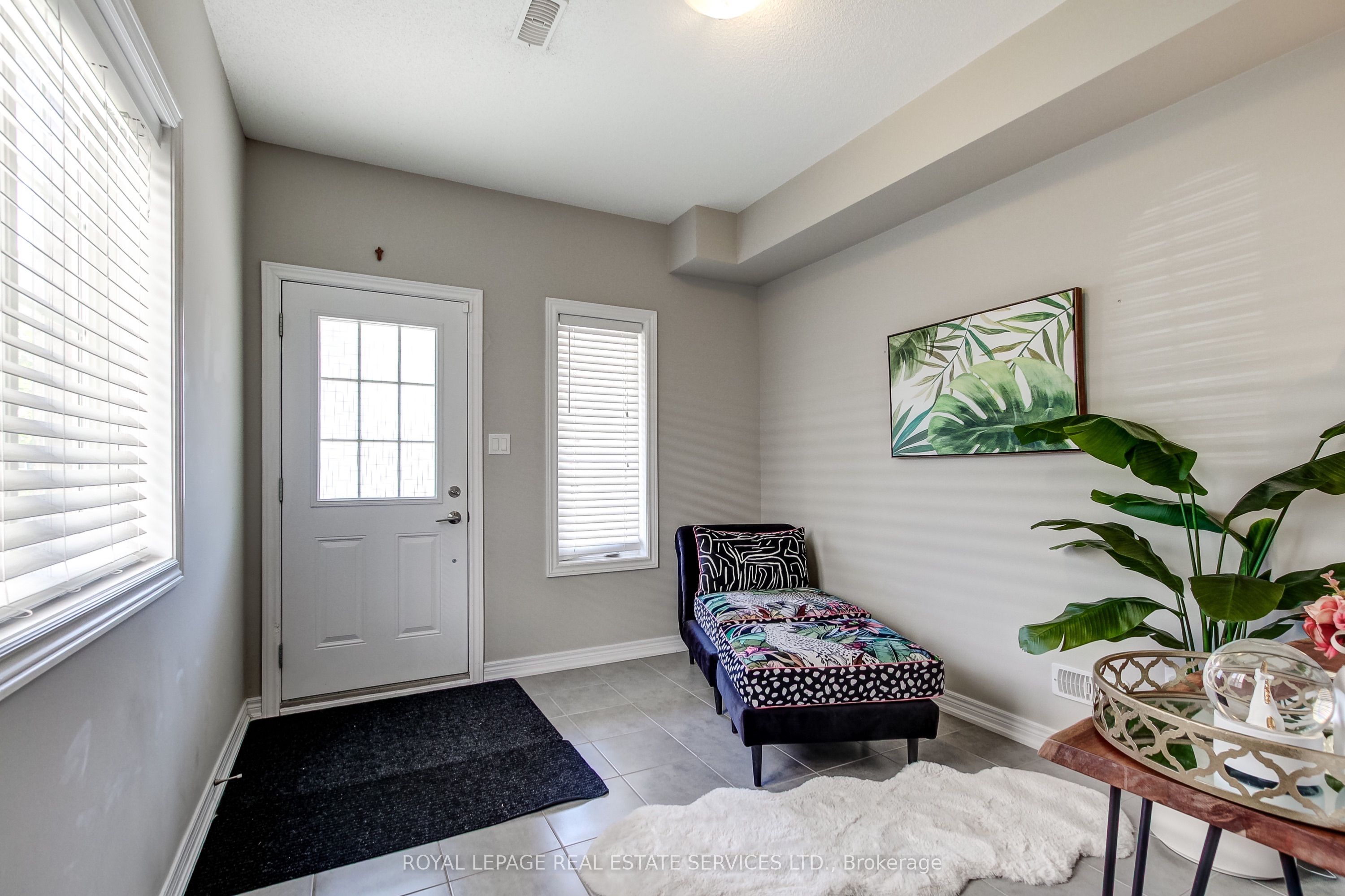 541 Winston Road 42, Grimsby, ON L3M 0C5 photo 5