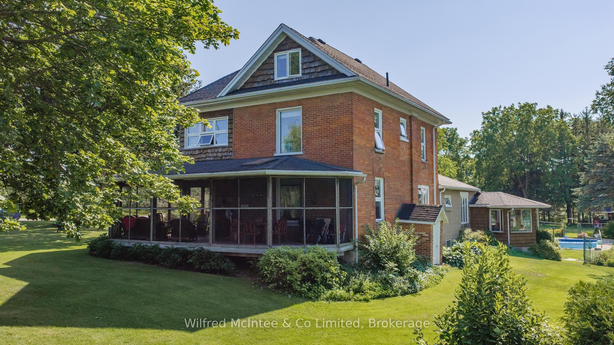 12 Bismark Street N, South Bruce, ON N0G 2J0