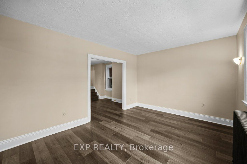 54 Frederick Avenue, Hamilton, ON L8H 4K4 photo 4