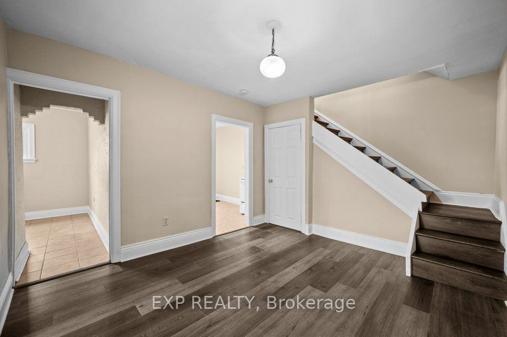 54 Frederick Avenue, Hamilton, ON L8H 4K4 photo 5