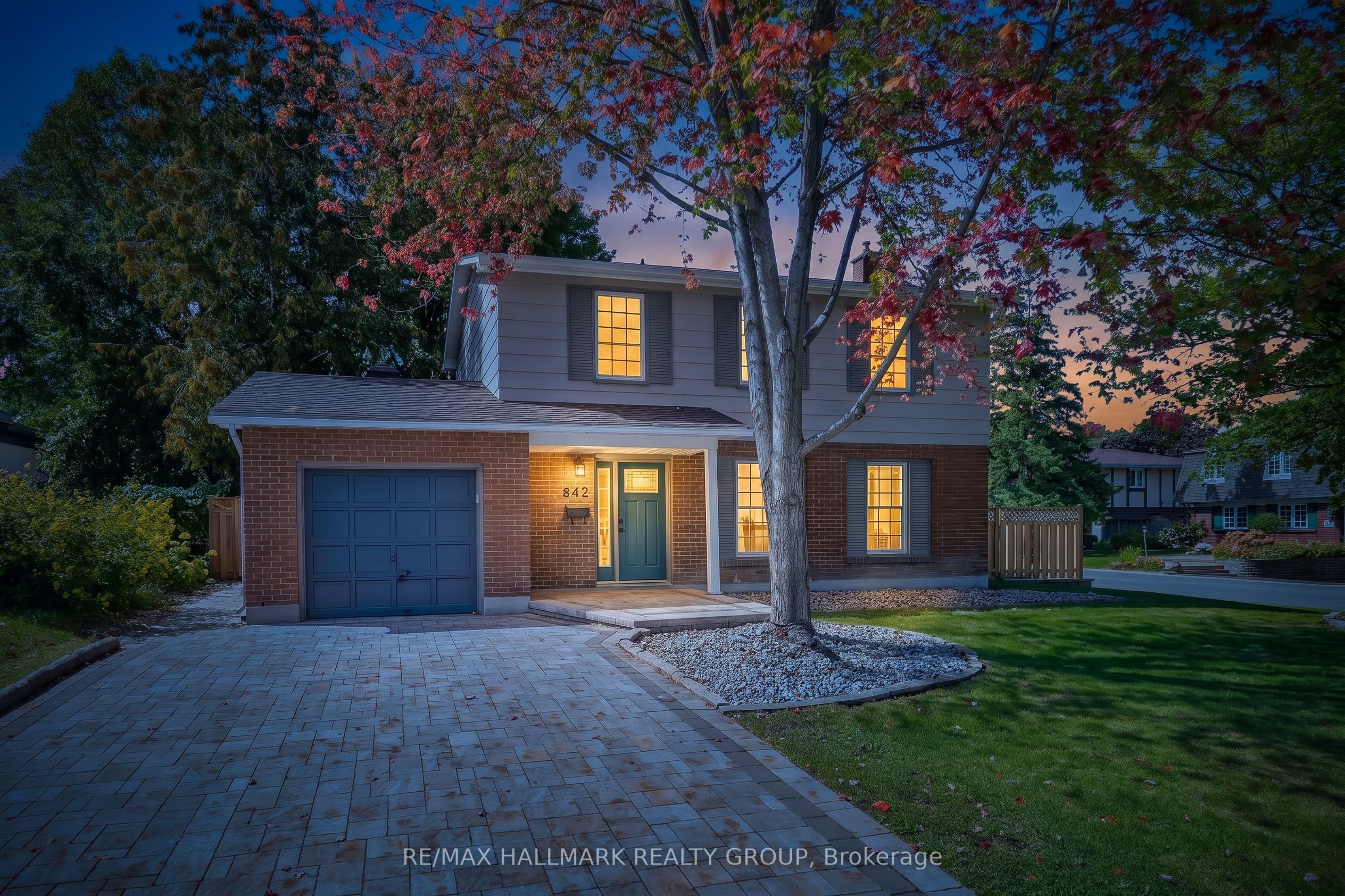 612 Clancy Street, Beacon Hill North - South and Area, ON K1J 7T9