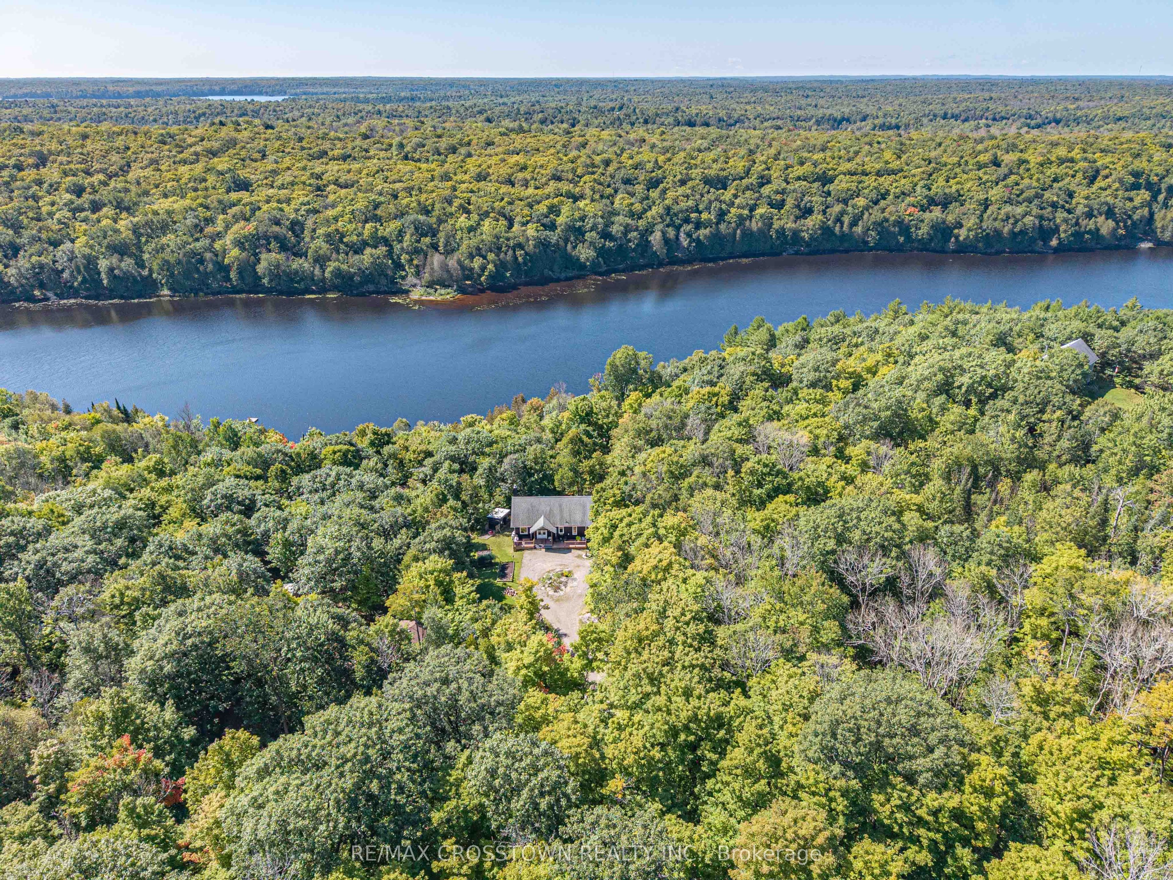 482 East Poverty Bay Road, Magnetawan, ON P0A 1P0 photo 3