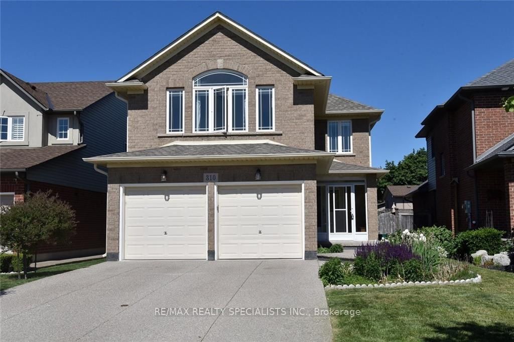 310 Brigadoon Drive, Hamilton, ON L9C 0B7