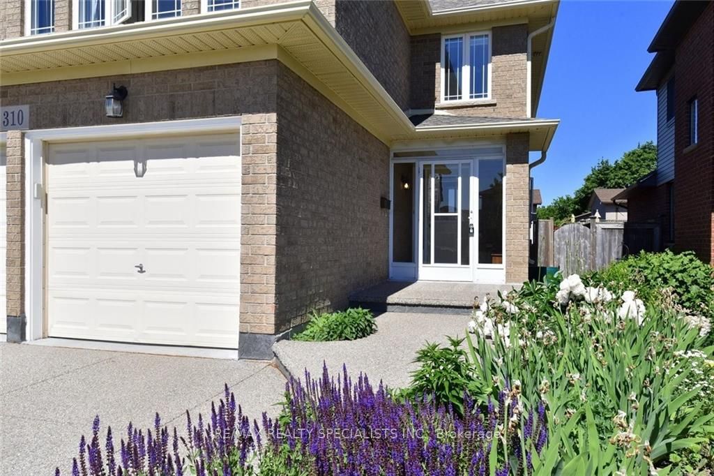 310 Brigadoon Drive, Hamilton, ON L9C 0B7 photo 4
