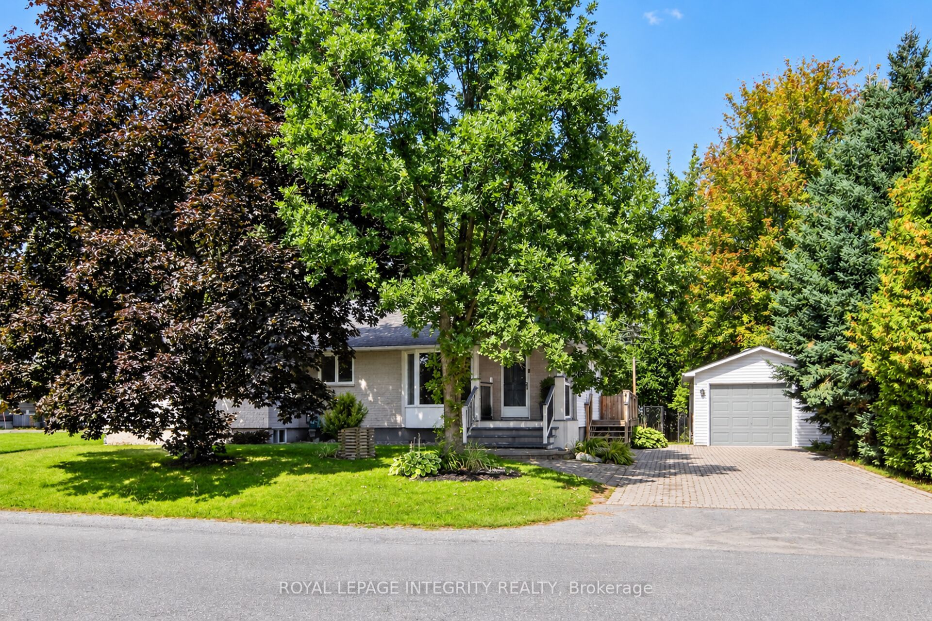 978 Meteor Avenue, Orleans - Cumberland and Area, ON K4B 1N8 photo 2